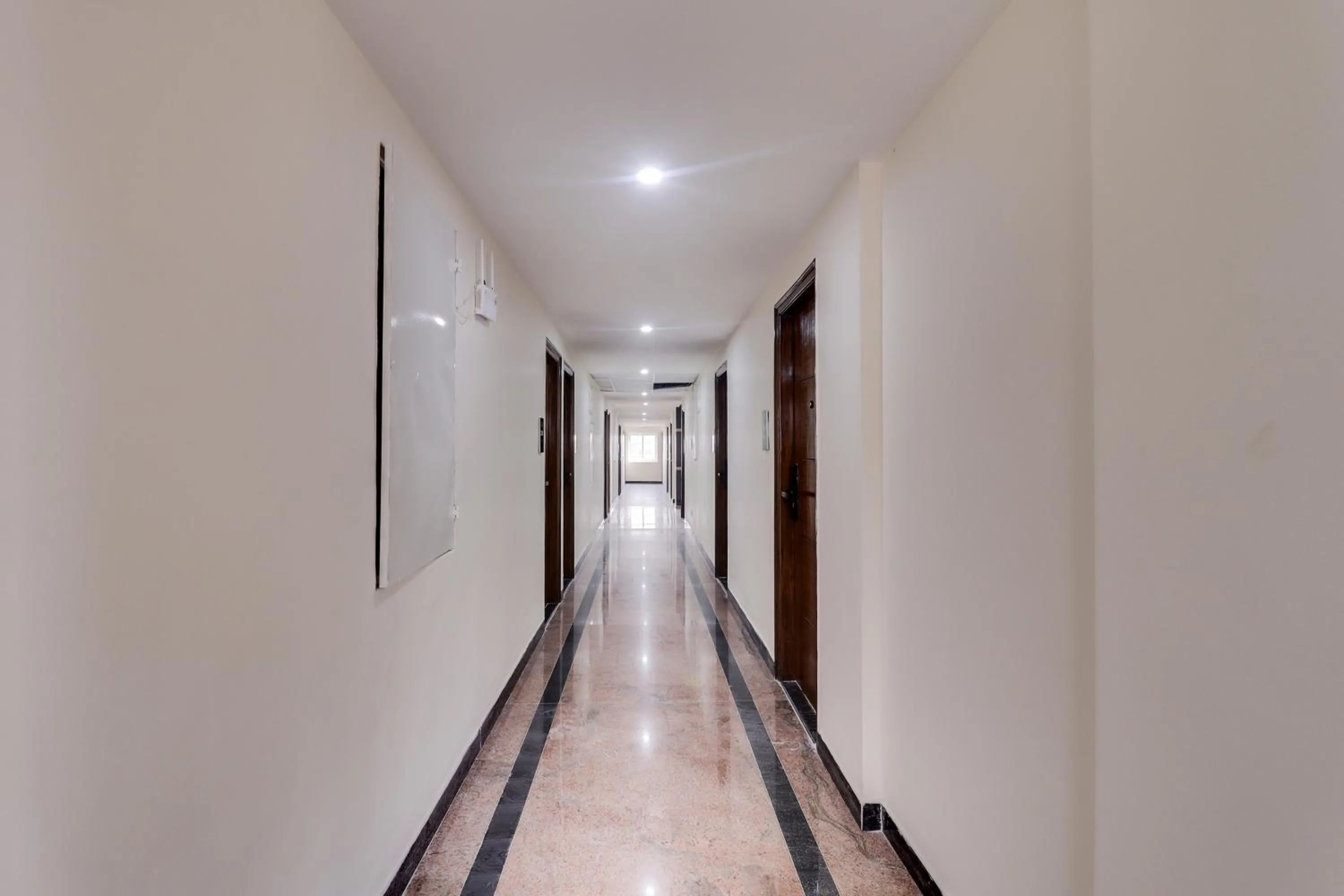 Lobby or reception in Collection O Manu