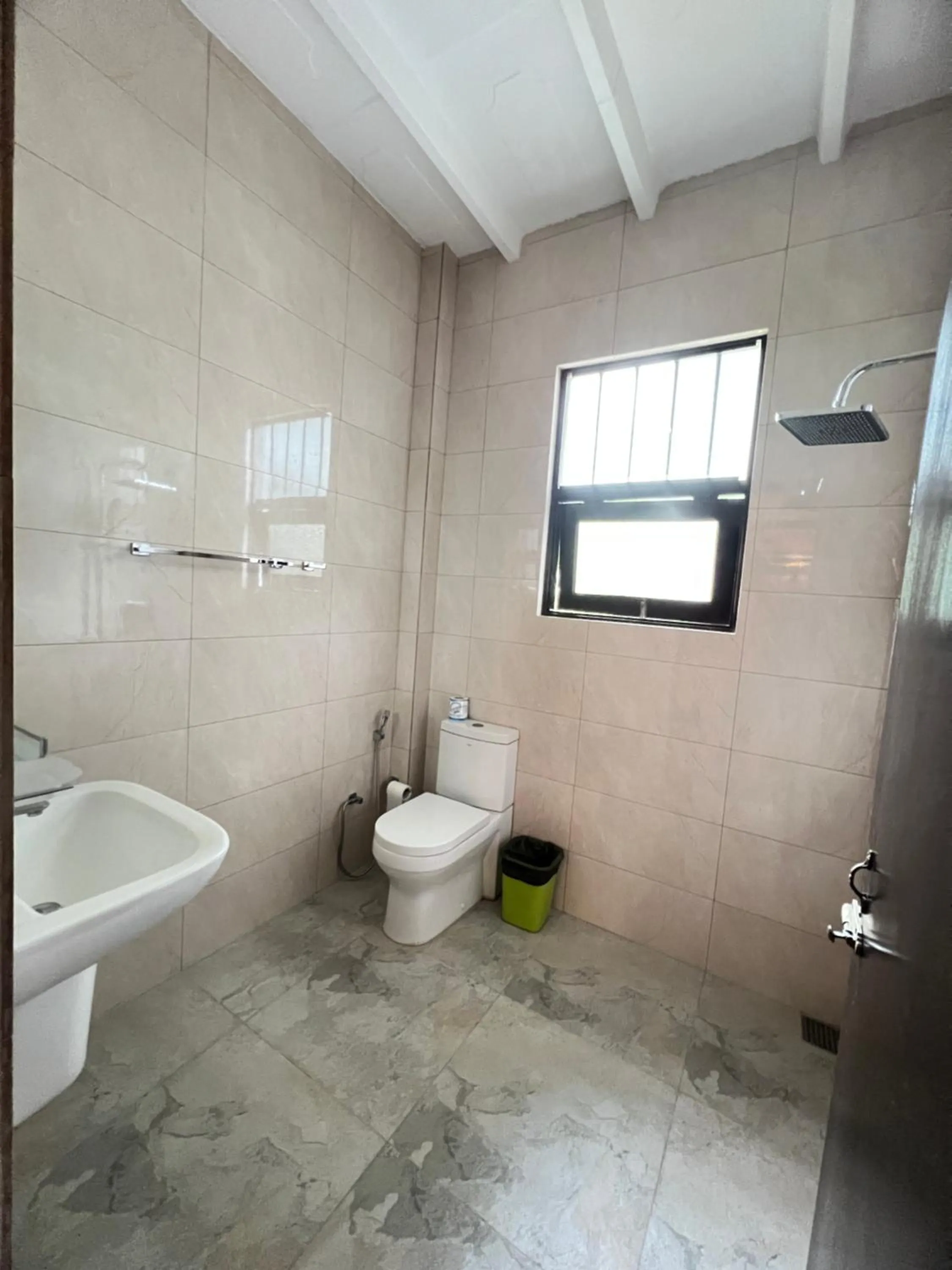 Shower in VillaWatuna