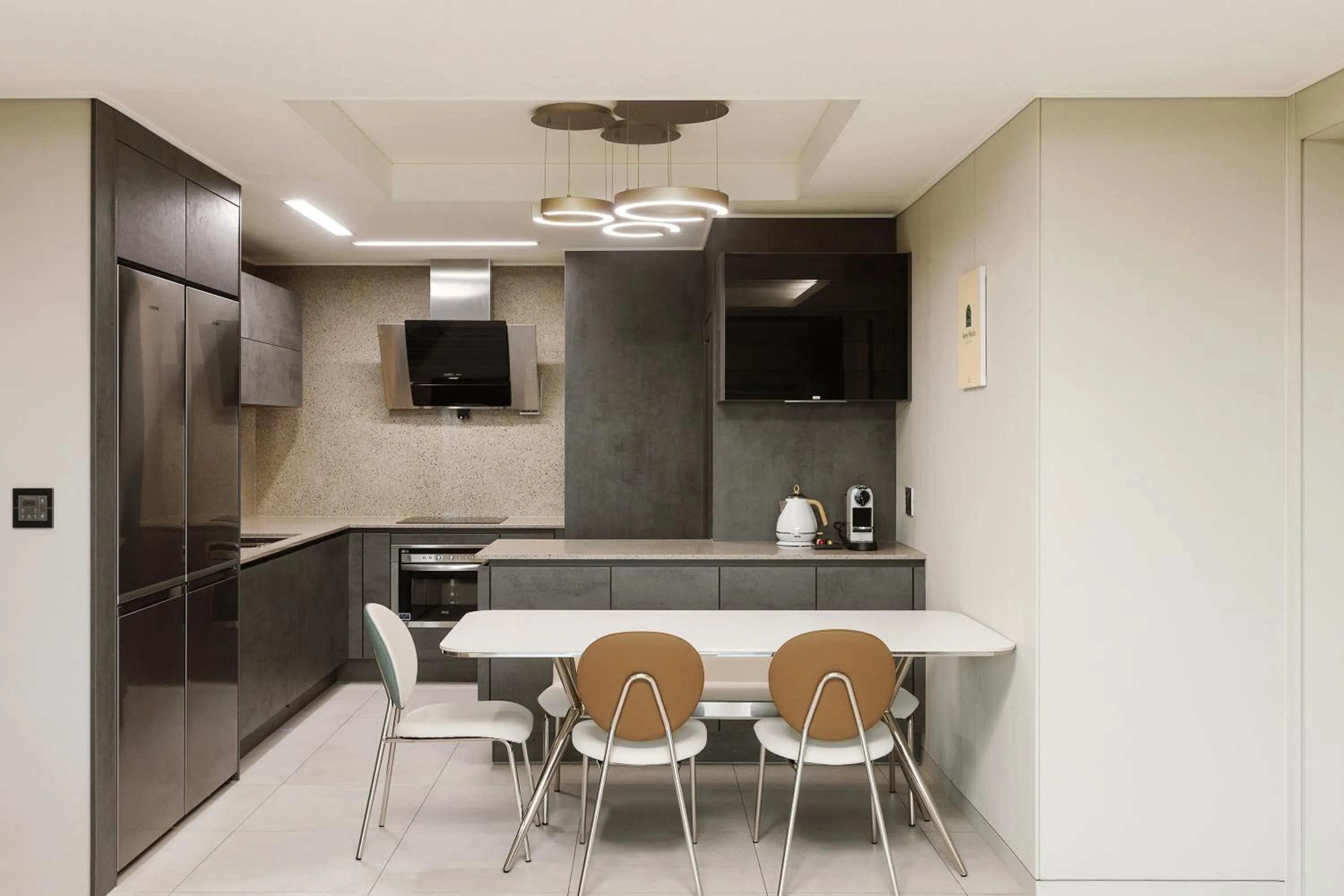 Coffee/tea facilities in NewCZ Osiria Residence