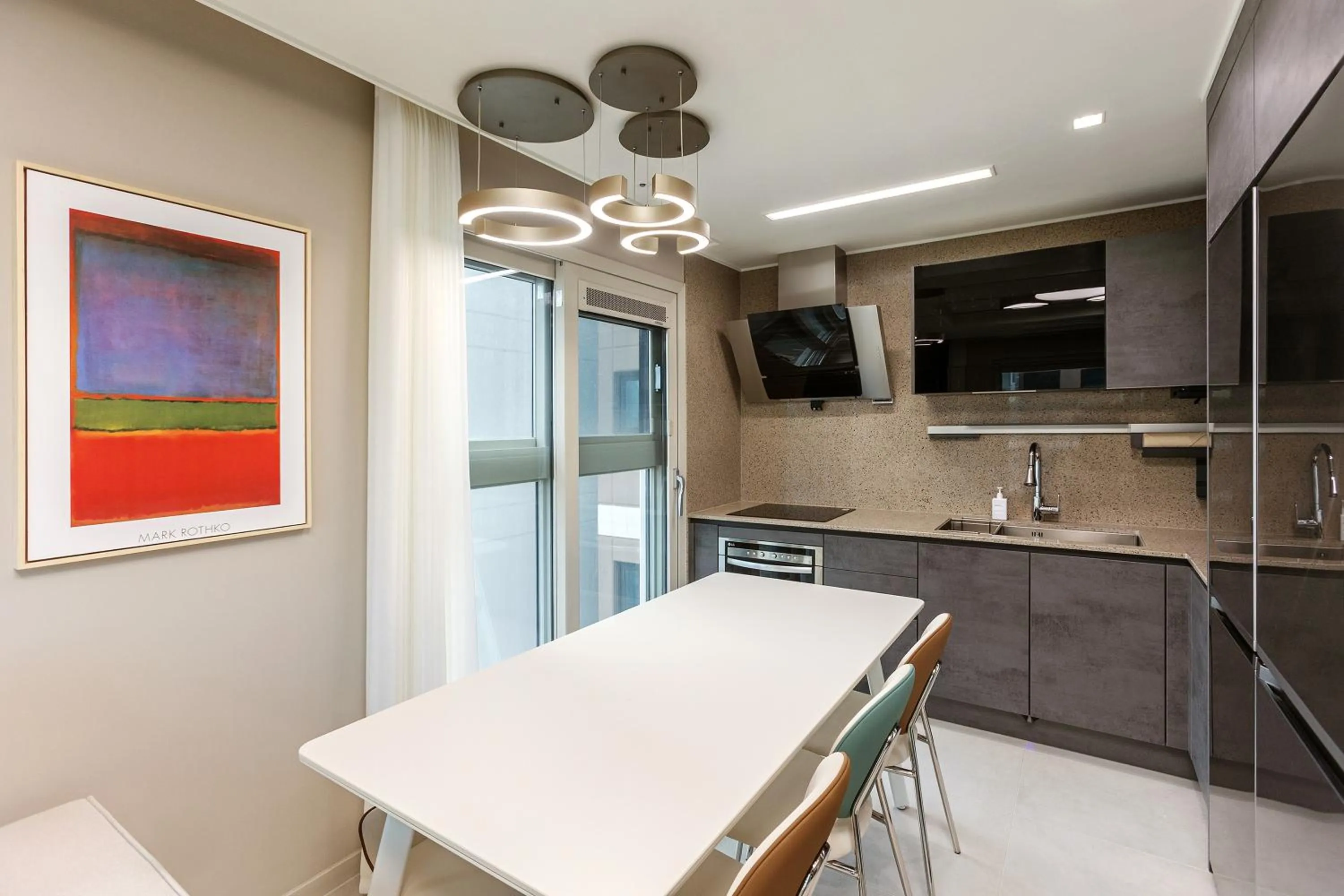 Coffee/tea facilities in NewCZ Osiria Residence