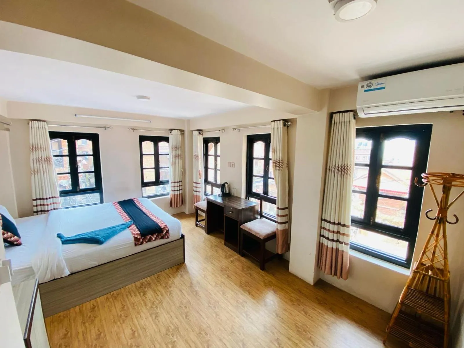 Bed in Hotel Durbar Side