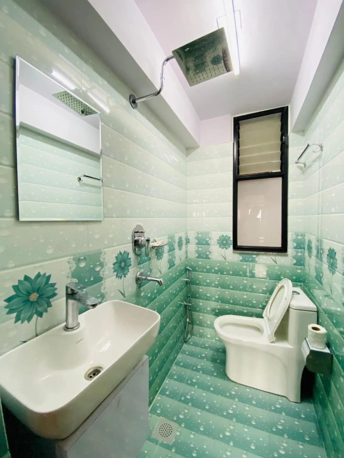 Bathroom in Hotel Durbar Side