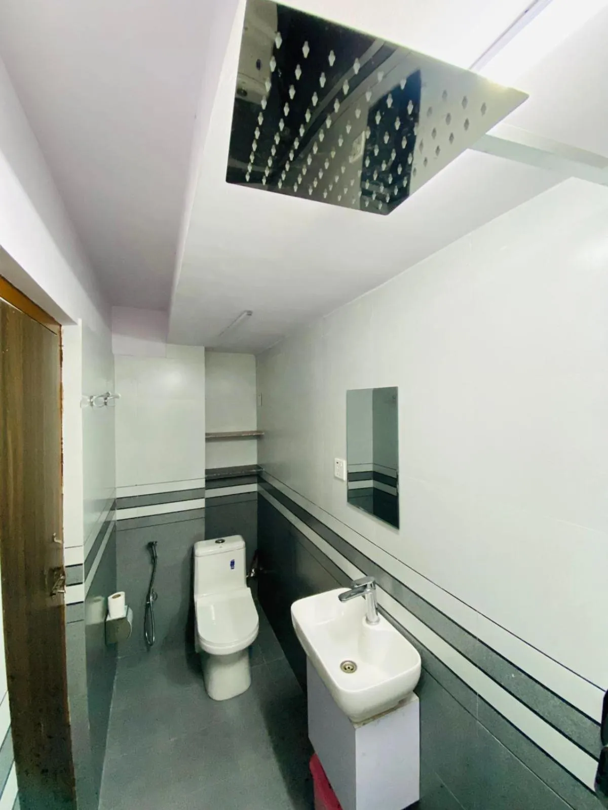 Bathroom in Hotel Durbar Side