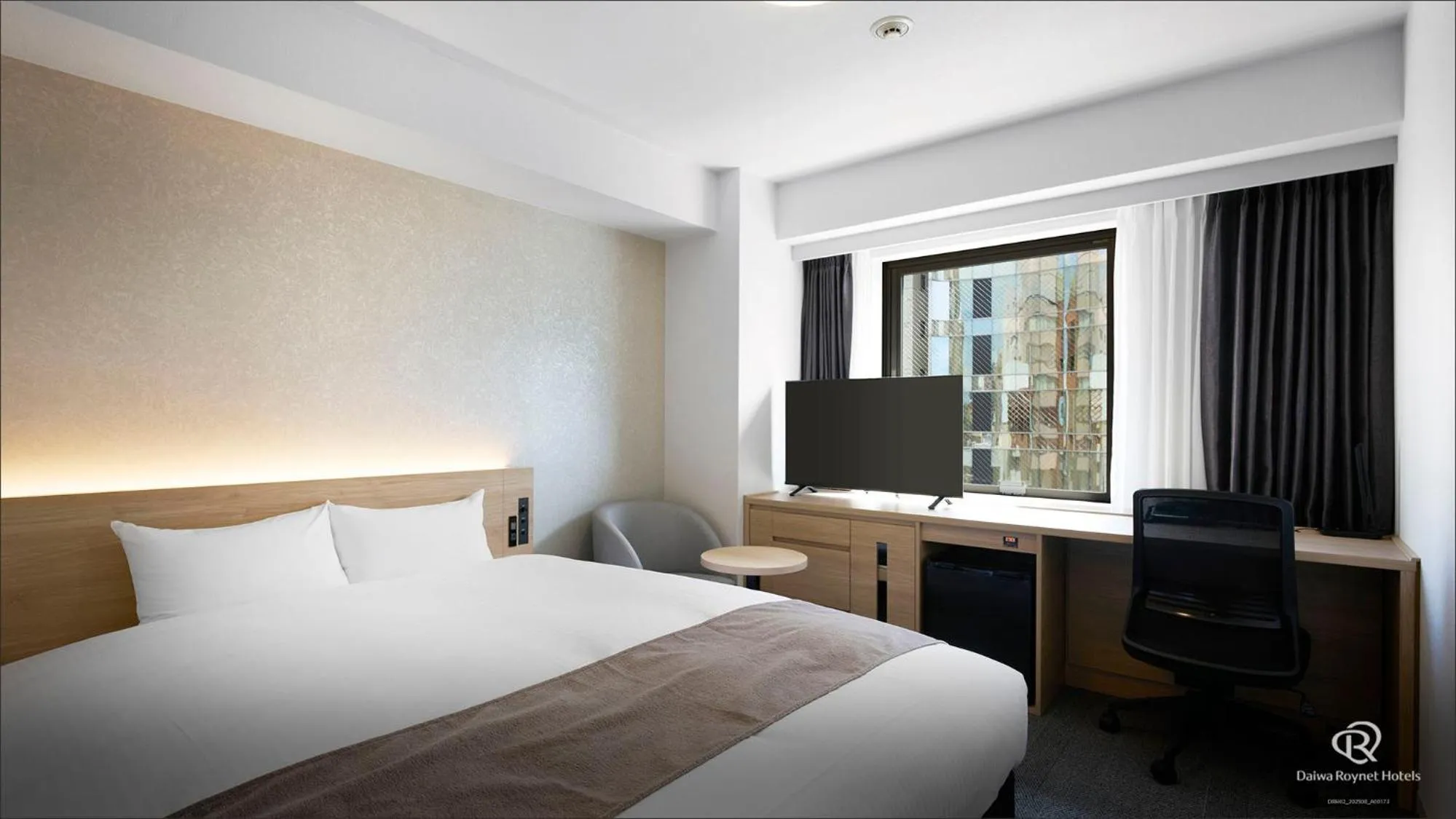 Photo of the whole room, Bed in Daiwa Roynet Utsunomiya