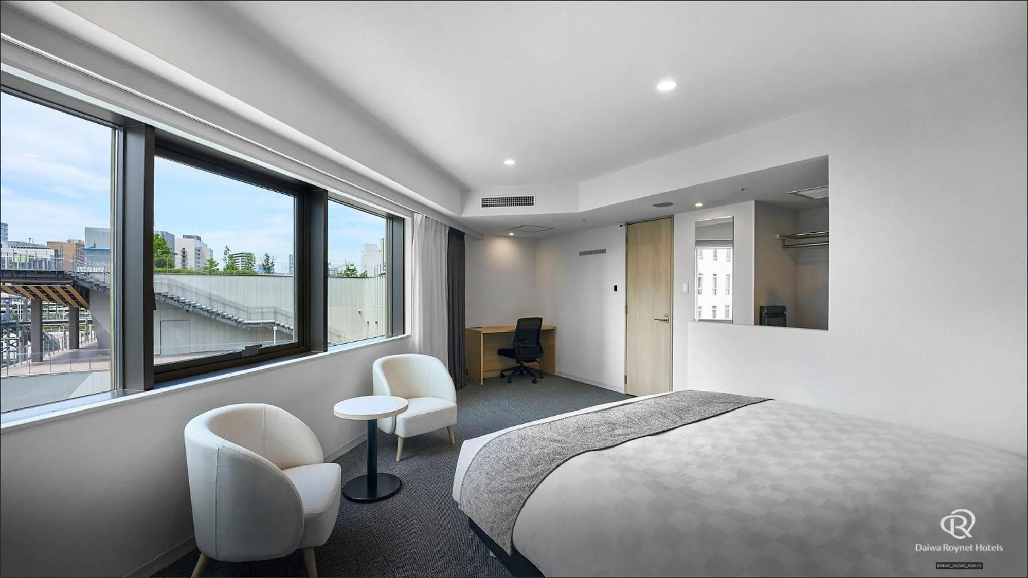 Photo of the whole room, Bed in Daiwa Roynet Utsunomiya