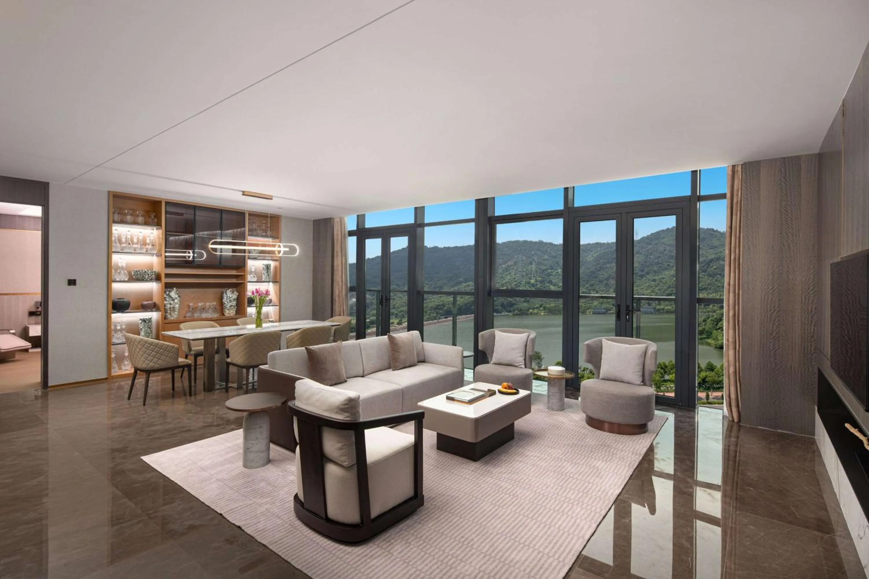 Photo of the whole room, Seating Area in Wyndham Taizhou West