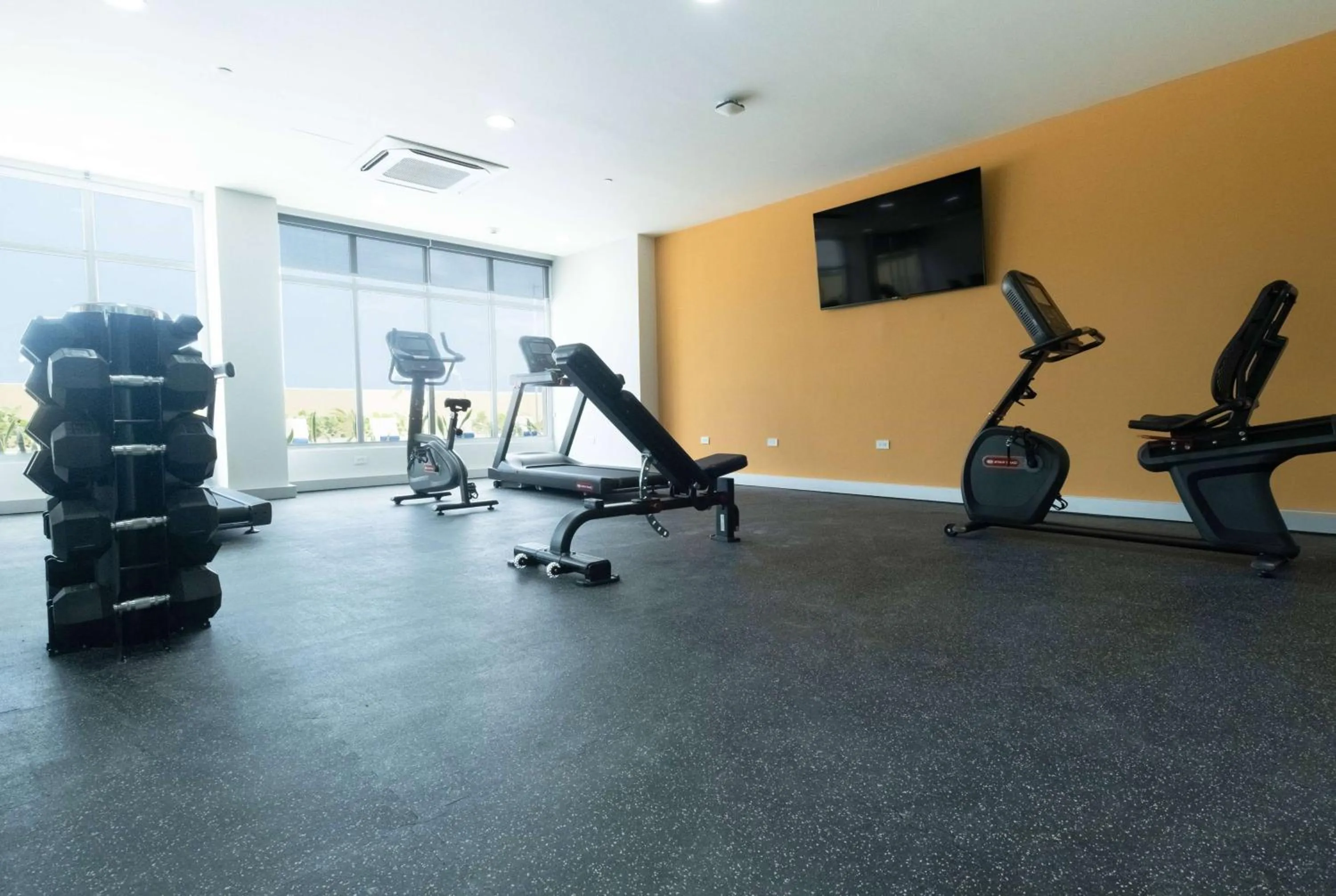 Fitness centre/facilities in Wyndham Garden El Morro Montecristi