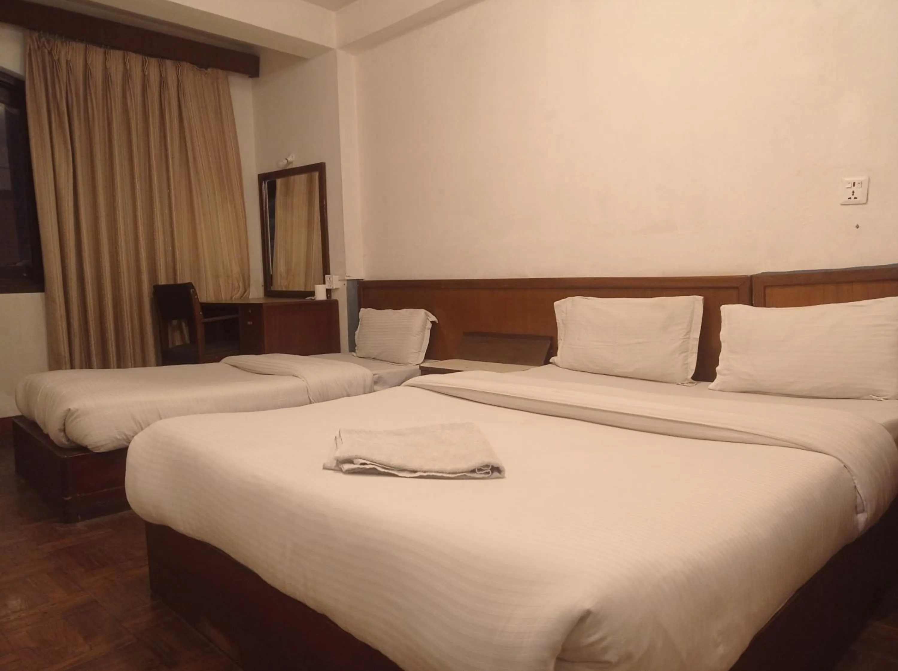 Bedroom, Bed in Hotel Earth House