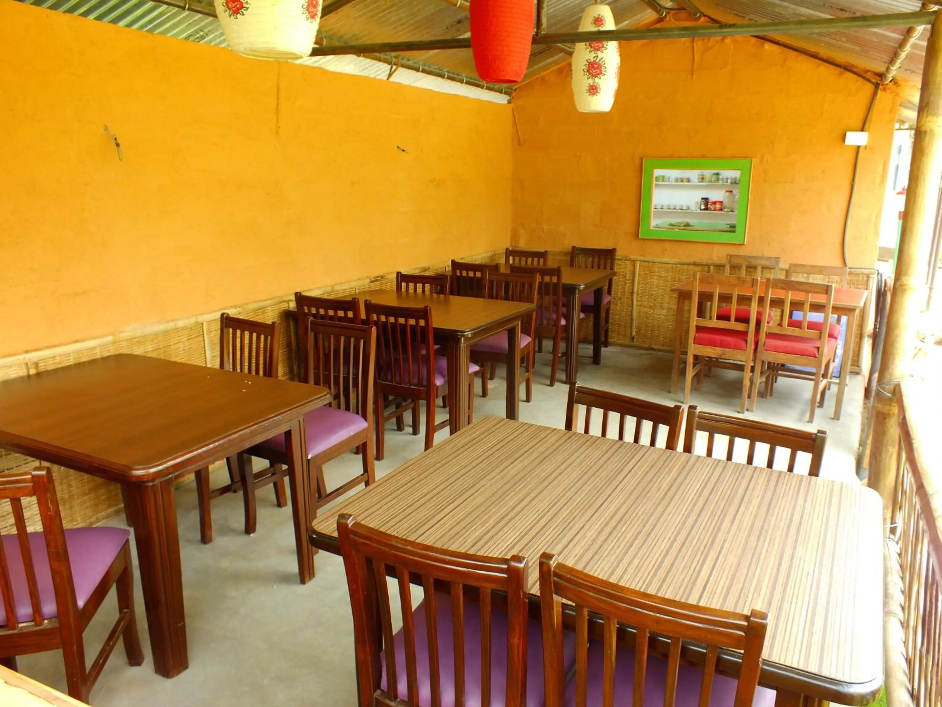 Restaurant/places to eat in Hotel Greenland