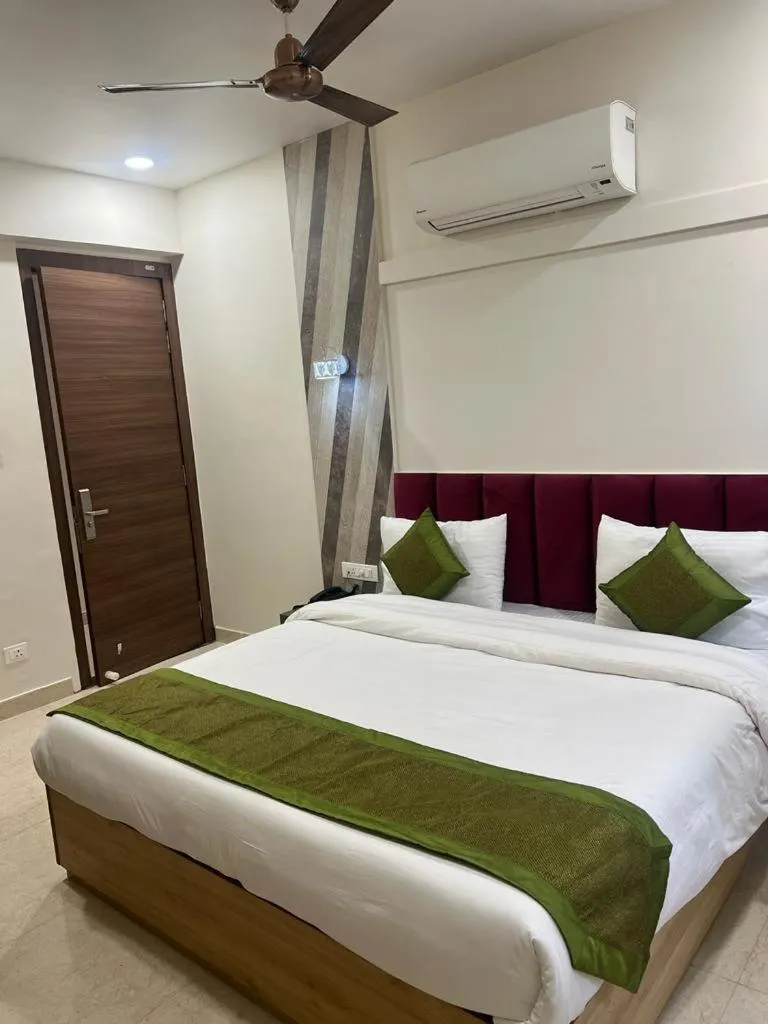 Bedroom, Bed in Hotel Utsav Grand