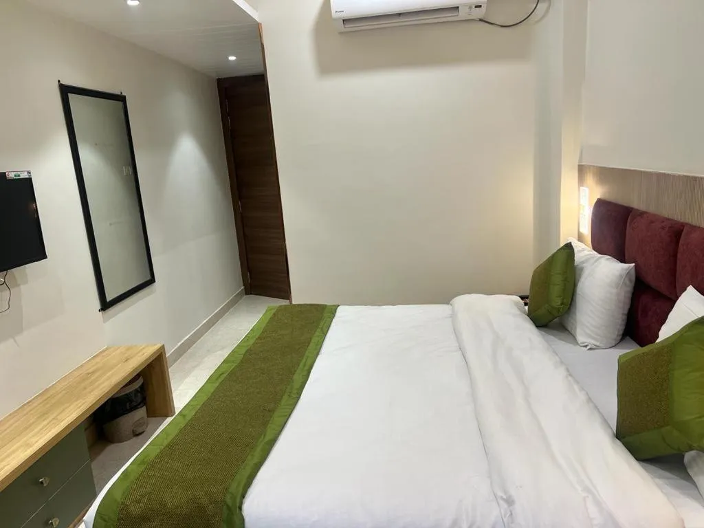 Bedroom, Bed in Hotel Utsav Grand