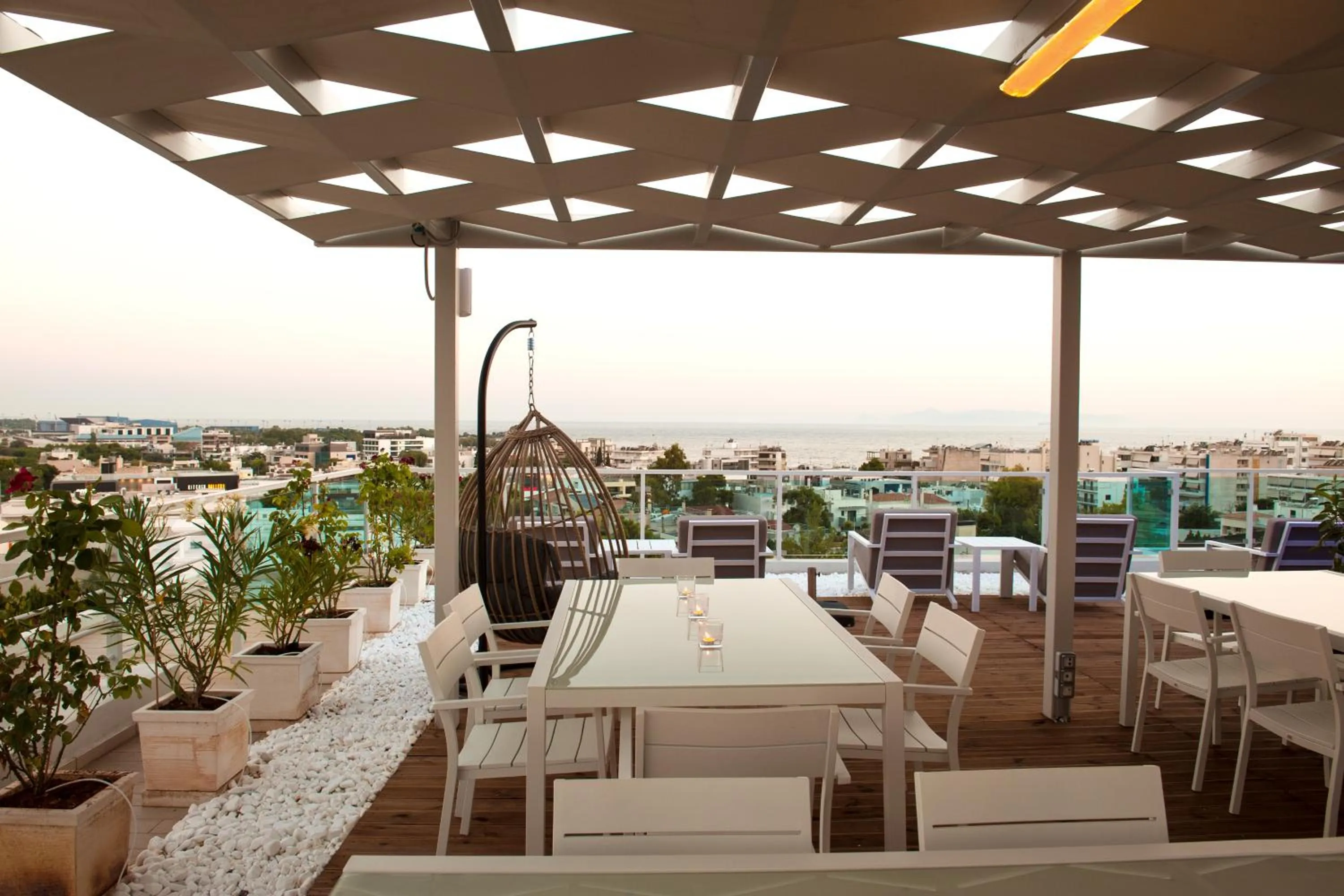 Patio in Scale Suites