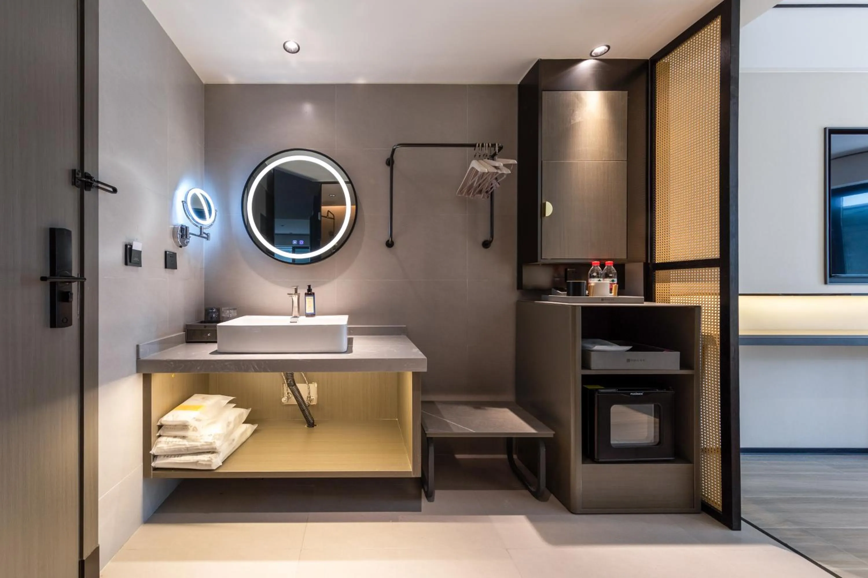 Bathroom in Gongxili - Xige Hotel Free Welcome Tea and Dessert