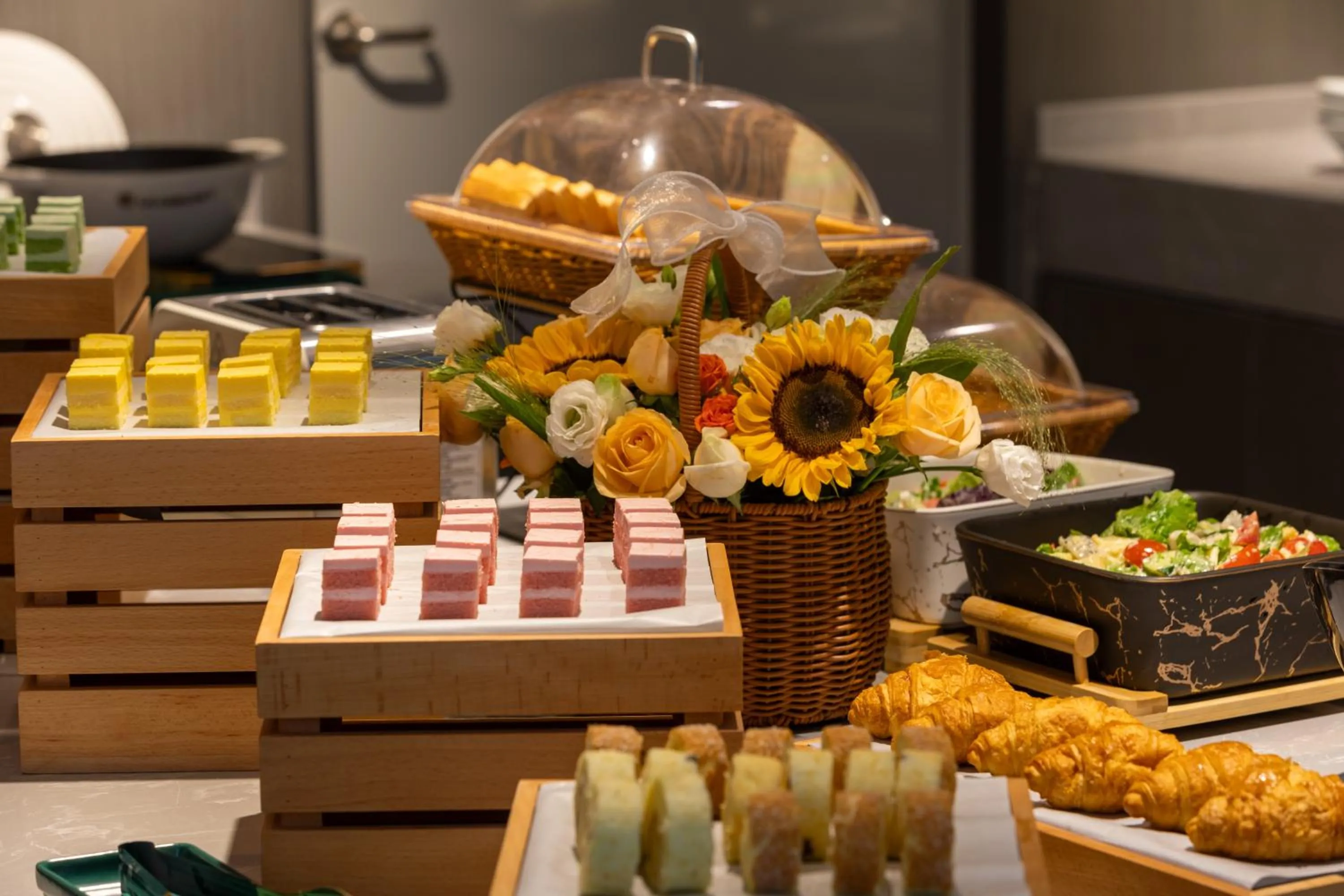 Restaurant/places to eat in Gongxili - Xige Hotel Free Welcome Tea and Dessert