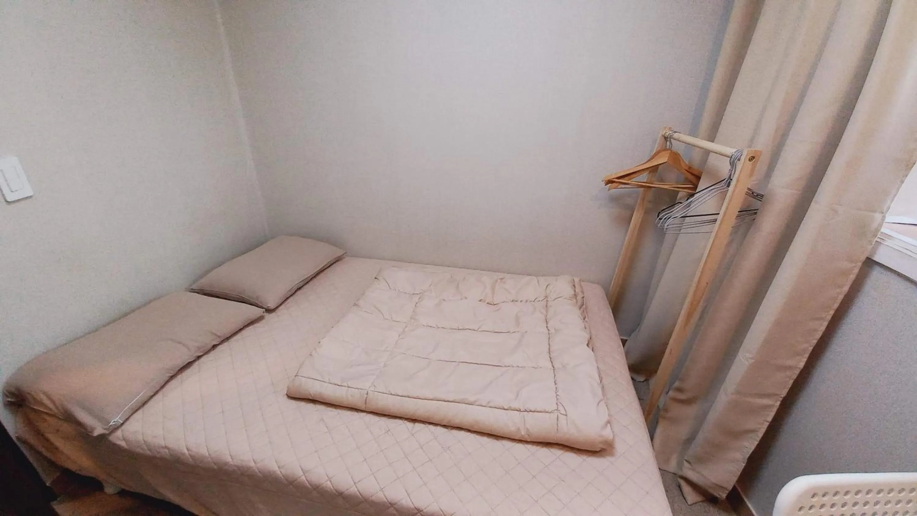 Bedroom, Bed in Sujeongjang Inn