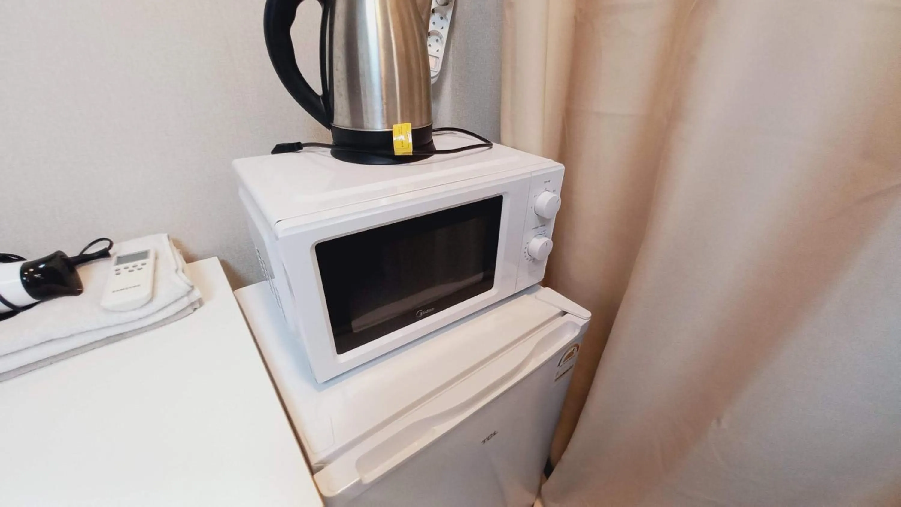 microwave in Sujeongjang Inn