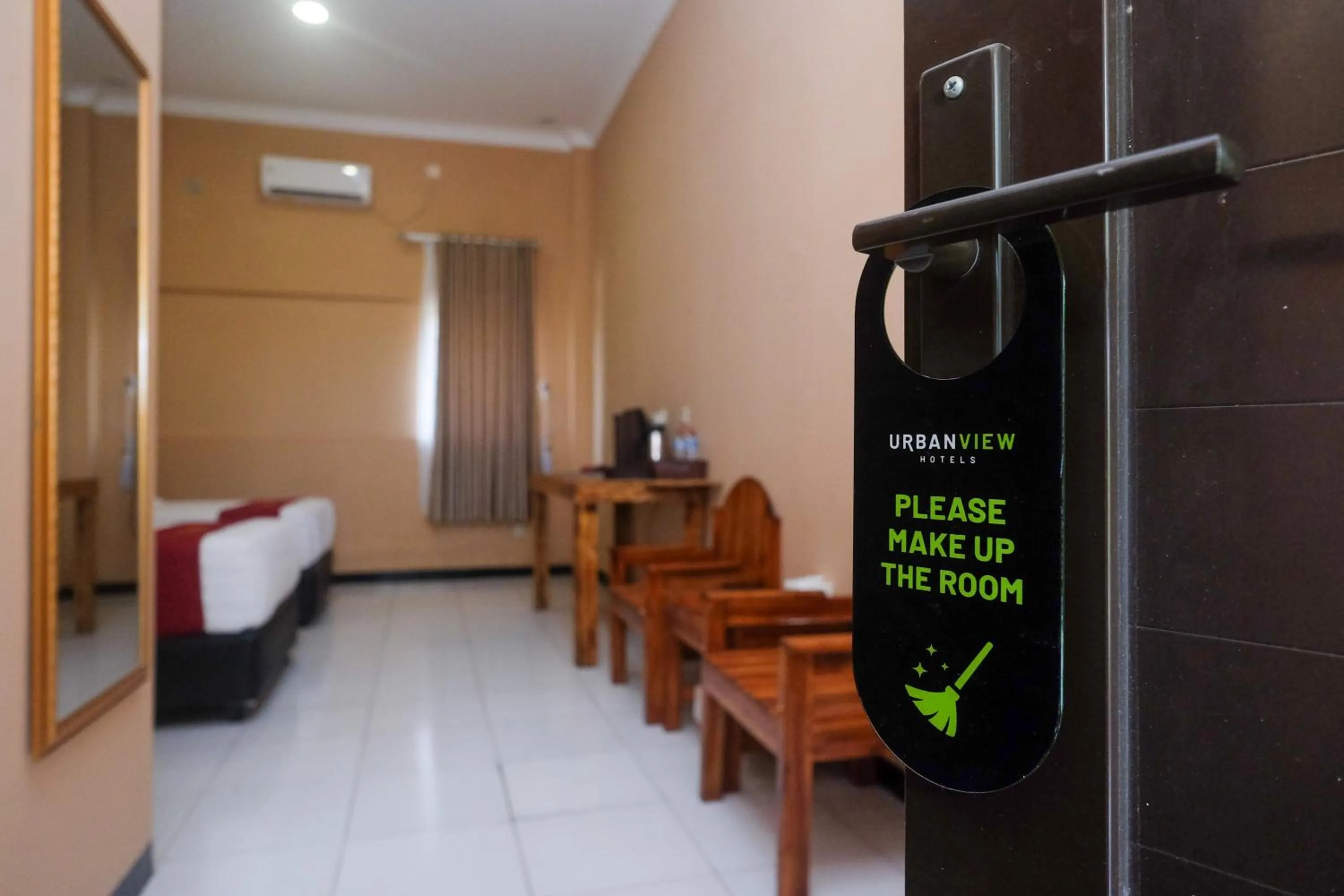 Bed in Urbanview Hotel LTefa Pemalang