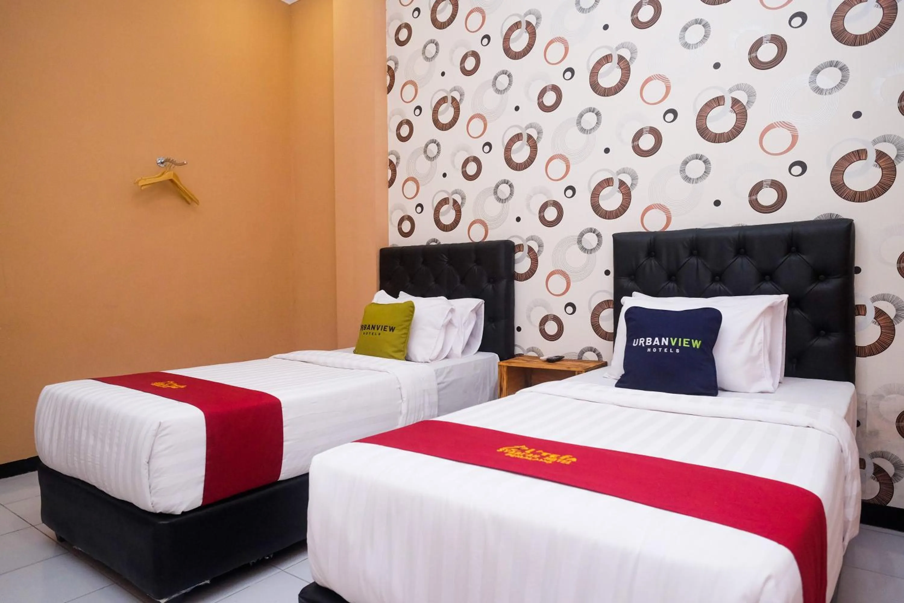 Bed in Urbanview Hotel LTefa Pemalang