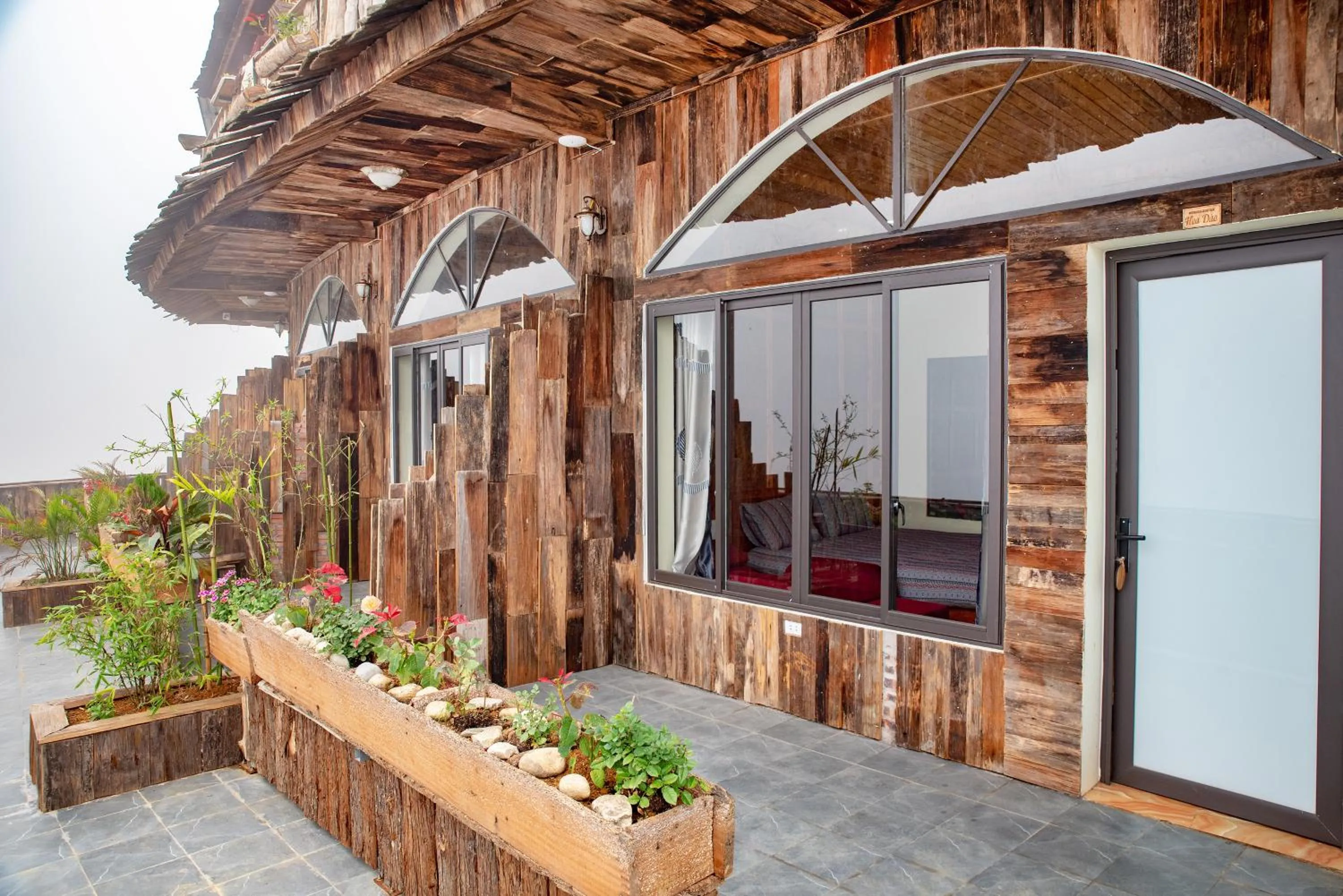 Property building in Muong Hoa River View Hotel