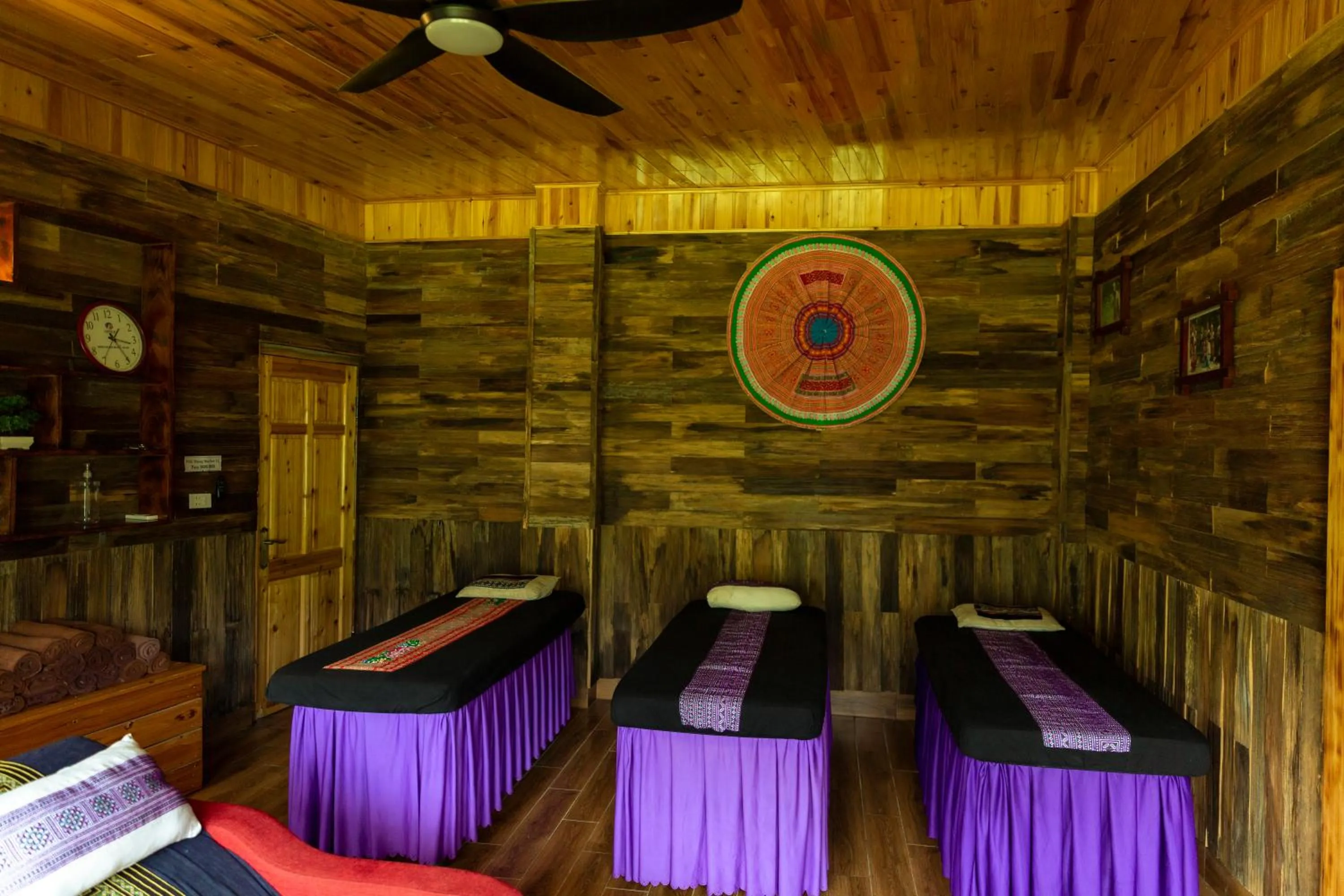 Massage in Muong Hoa River View Hotel