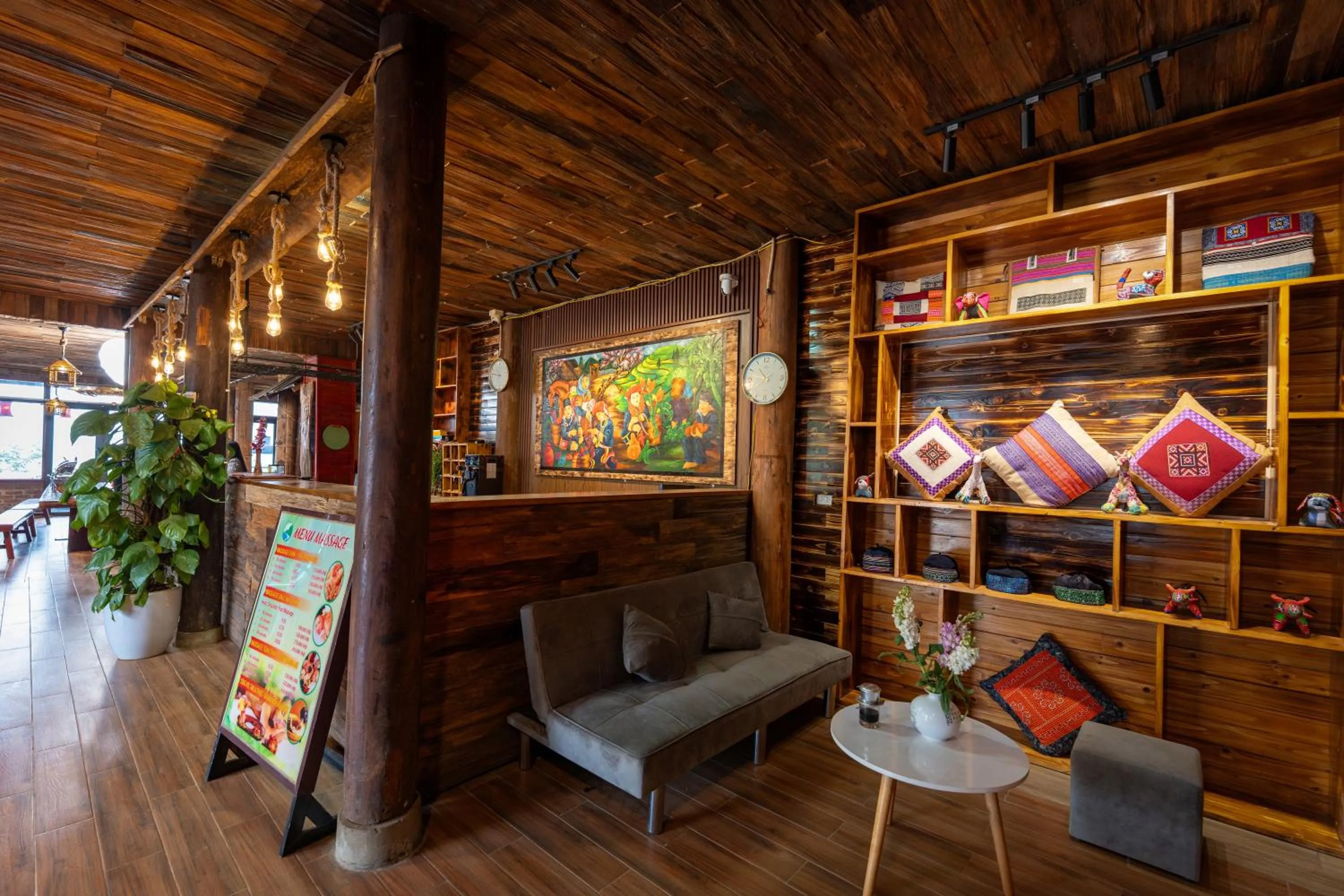 Lobby or reception in Muong Hoa River View Hotel