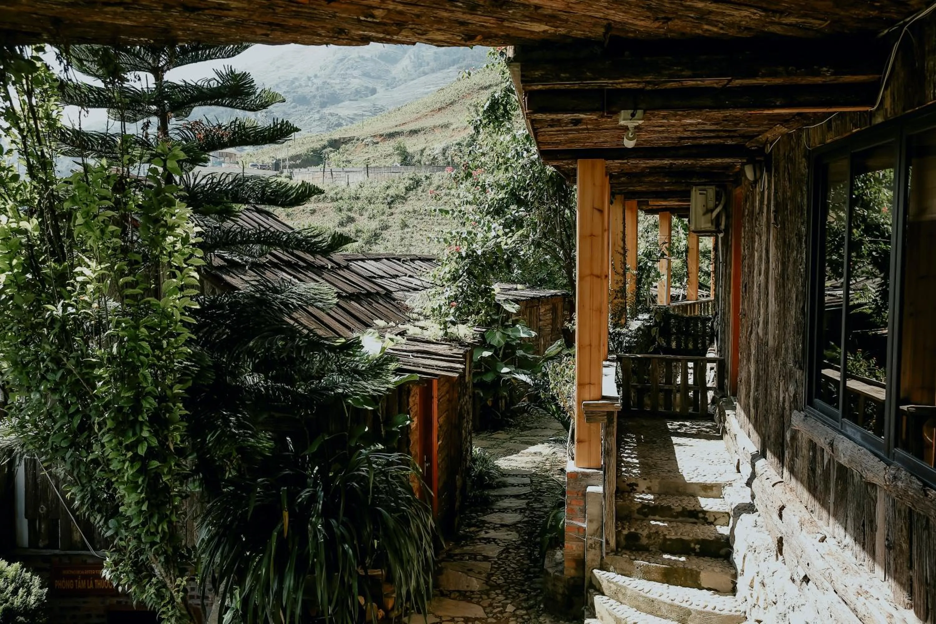 Garden in Muong Hoa River View Hotel