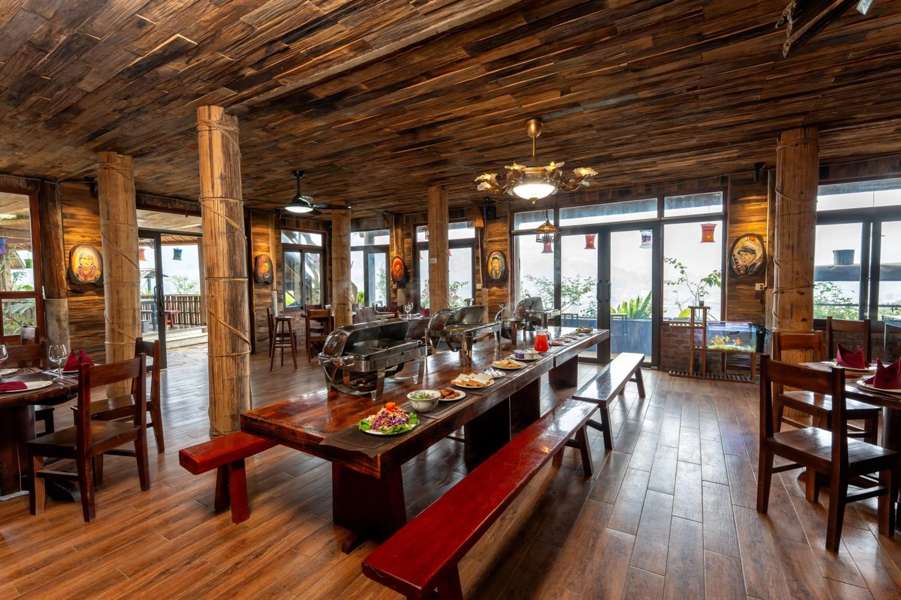 Buffet breakfast in Muong Hoa River View Hotel