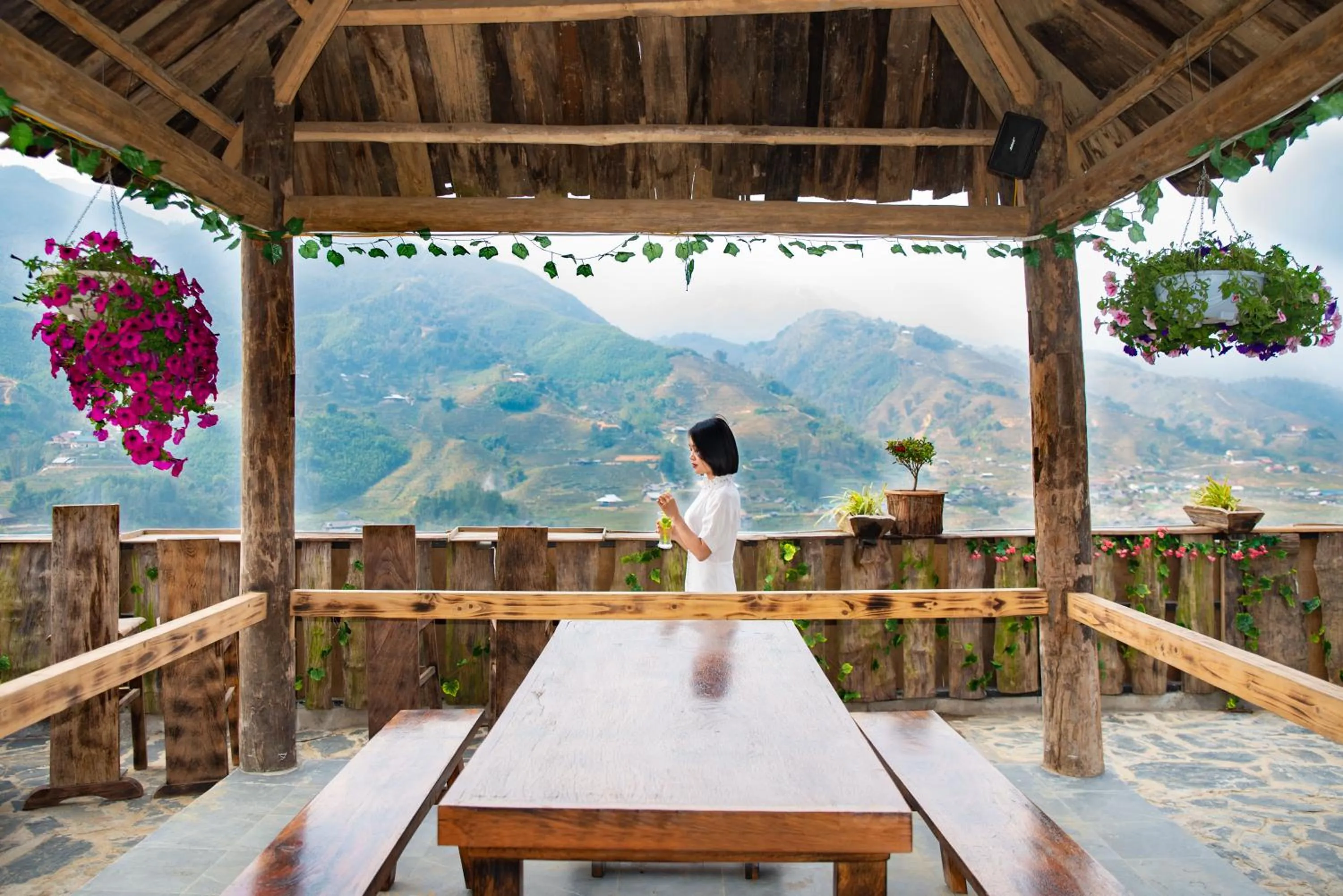 Guests in Muong Hoa River View Hotel