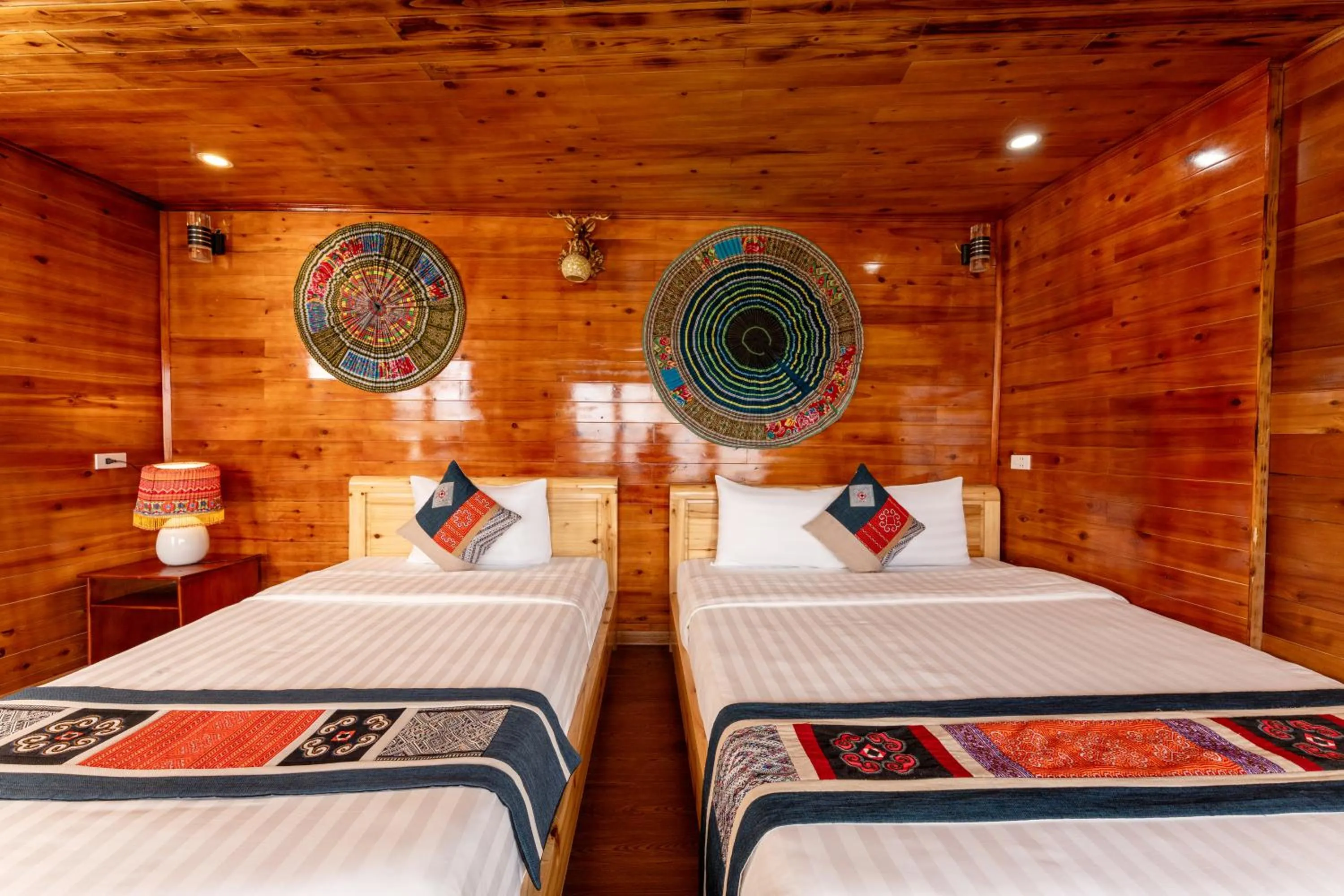 Bed in Muong Hoa River View Hotel