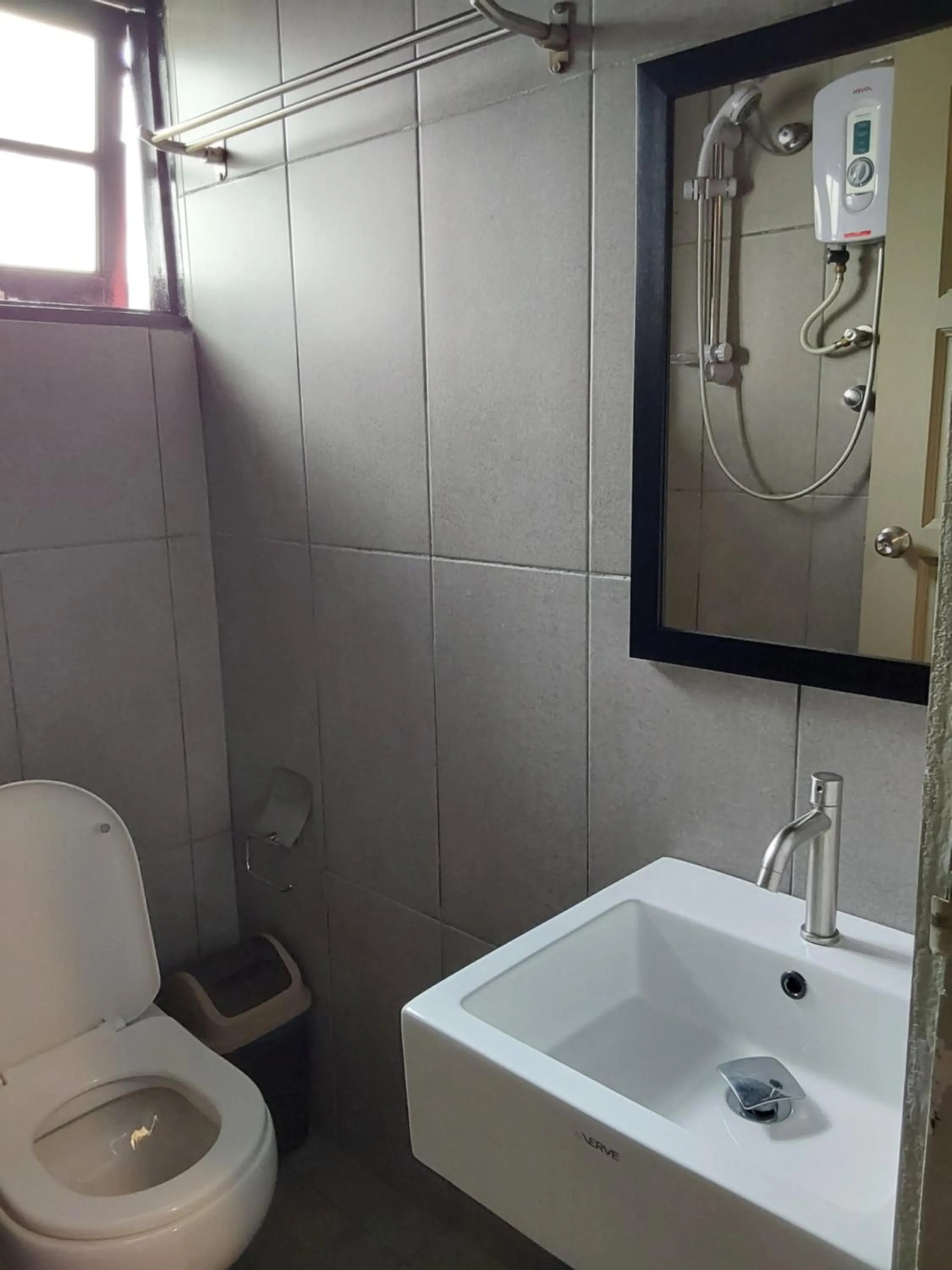 BRICKS Cameron Hostel