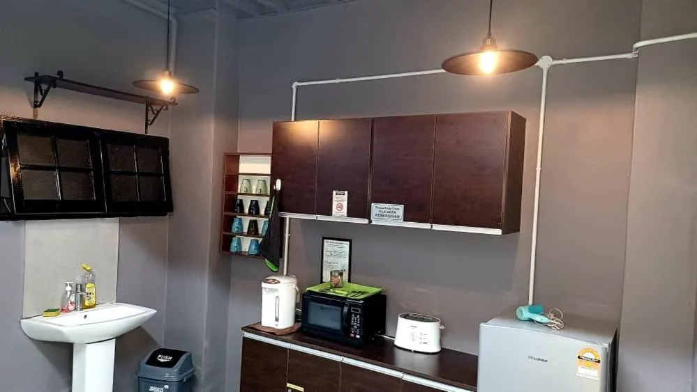 BRICKS Cameron Hostel