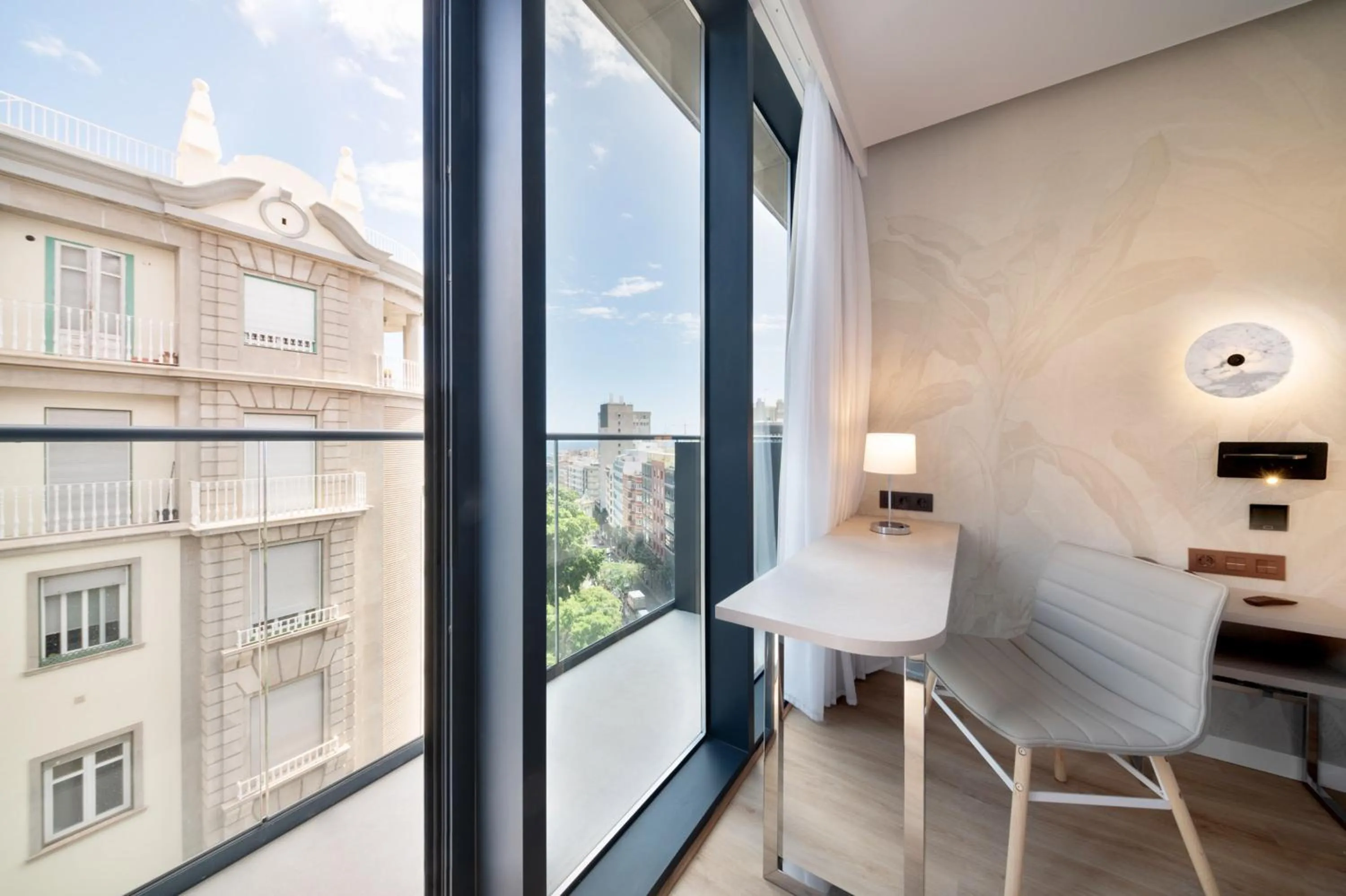 Living room in INNSiDE by Meliá Tenerife Santa Cruz