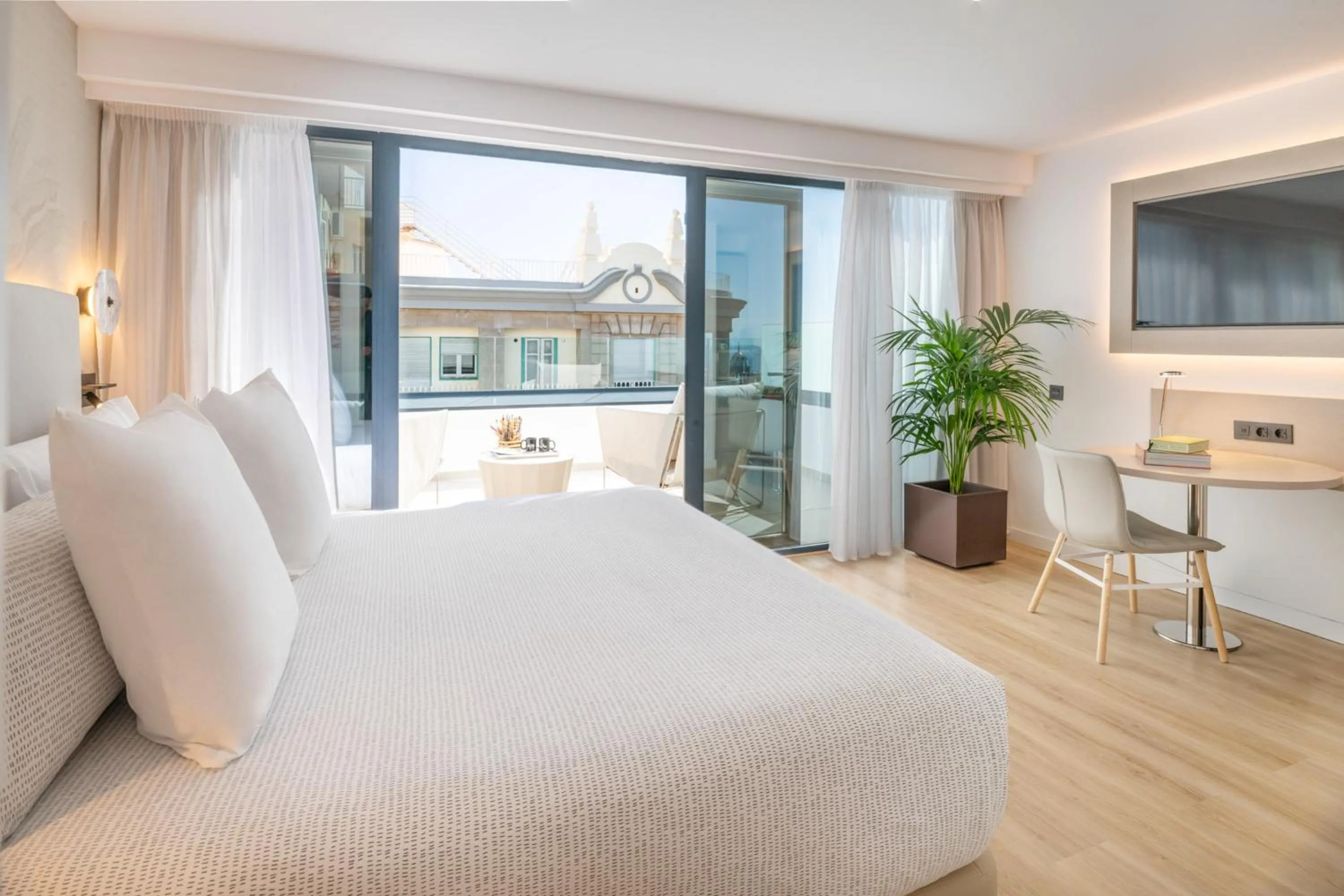 Bed in INNSiDE by Meliá Tenerife Santa Cruz