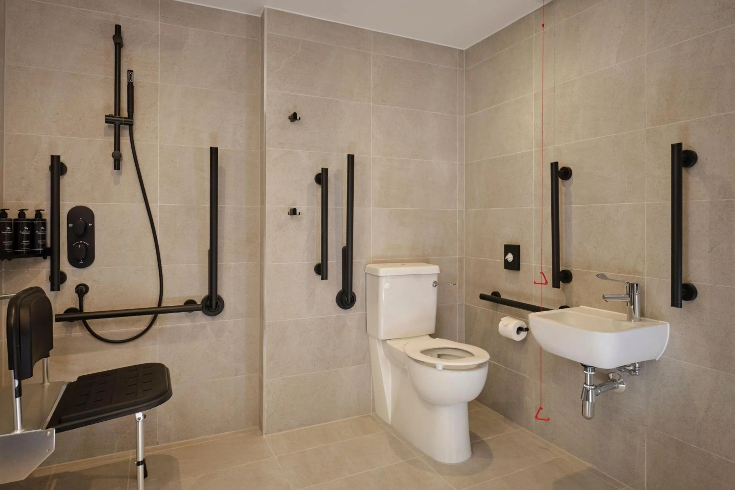 Bathroom in The Reach at Piccadilly, Manchester, a Tribute Portfolio Hotel