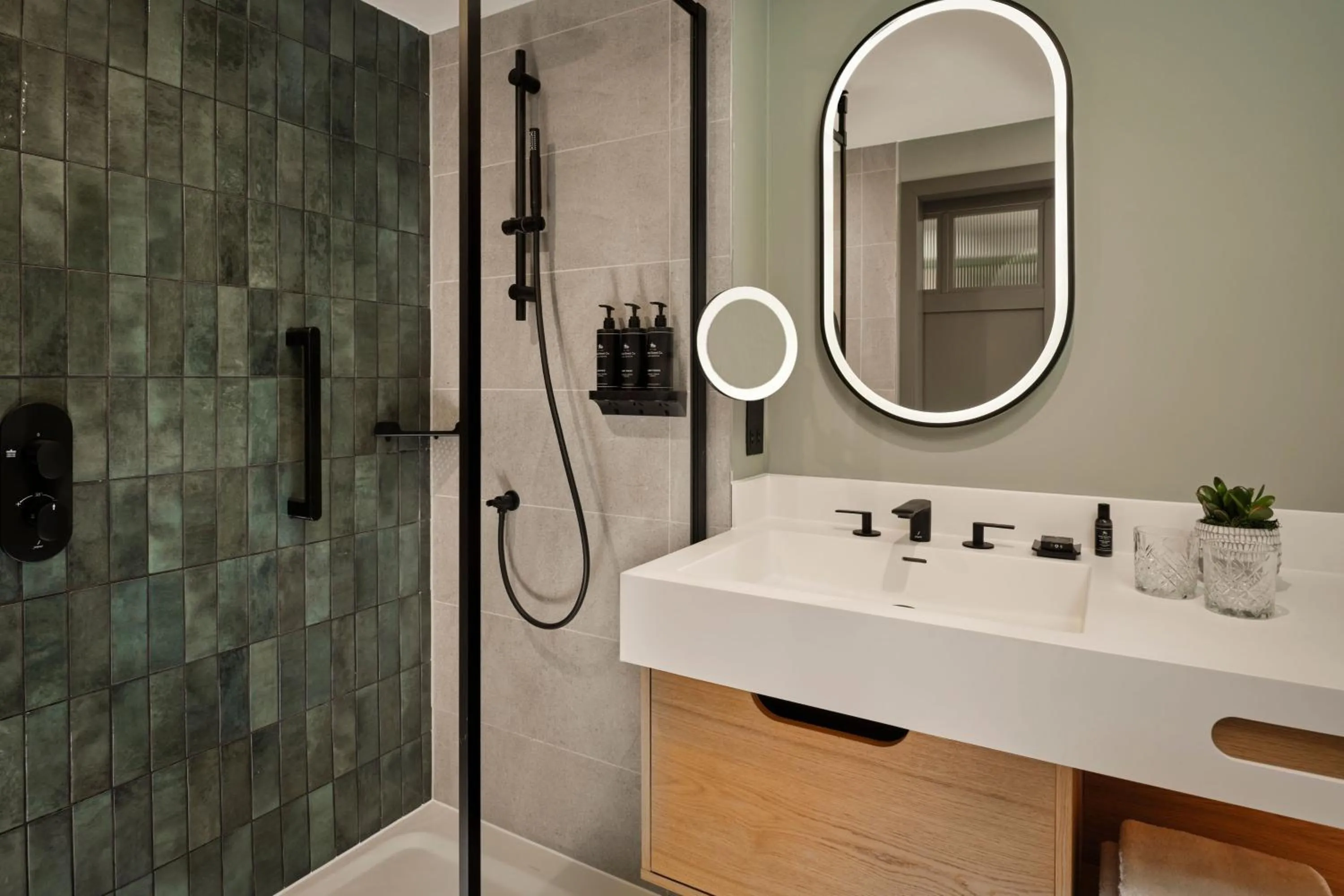 Bathroom in The Reach at Piccadilly, Manchester, a Tribute Portfolio Hotel