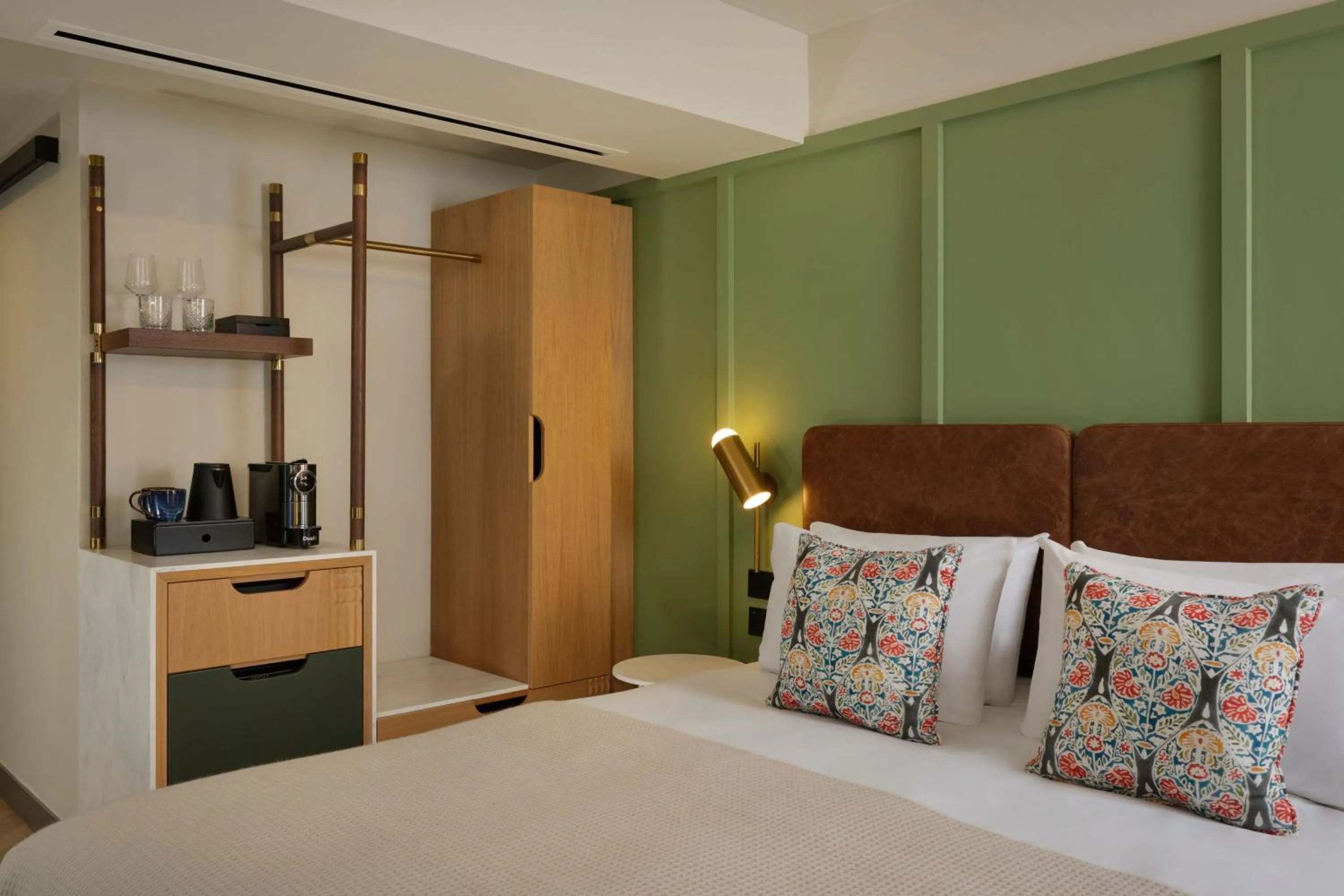 Photo of the whole room, Bed in The Reach at Piccadilly, Manchester, a Tribute Portfolio Hotel