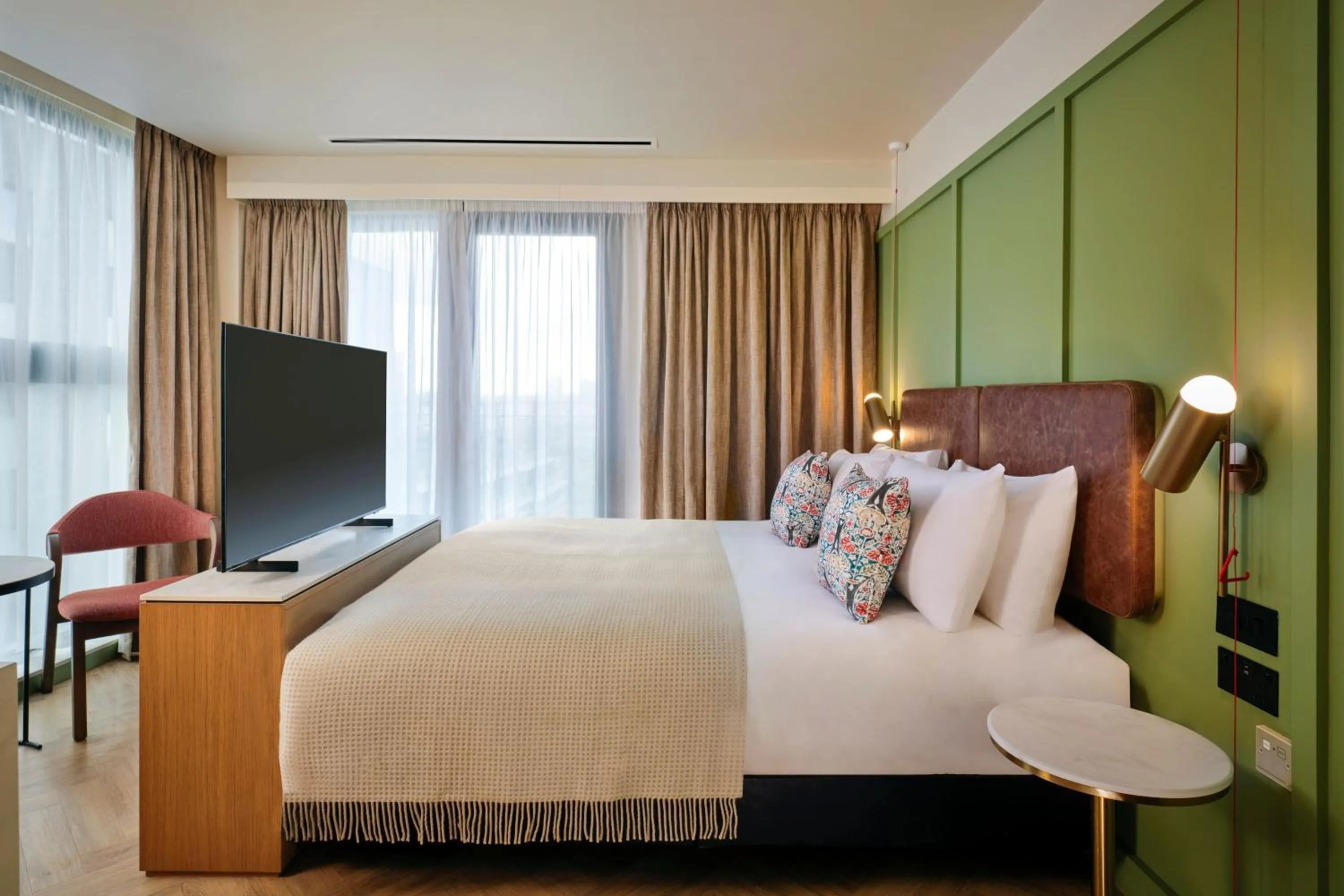 Photo of the whole room, Bed in The Reach at Piccadilly, Manchester, a Tribute Portfolio Hotel