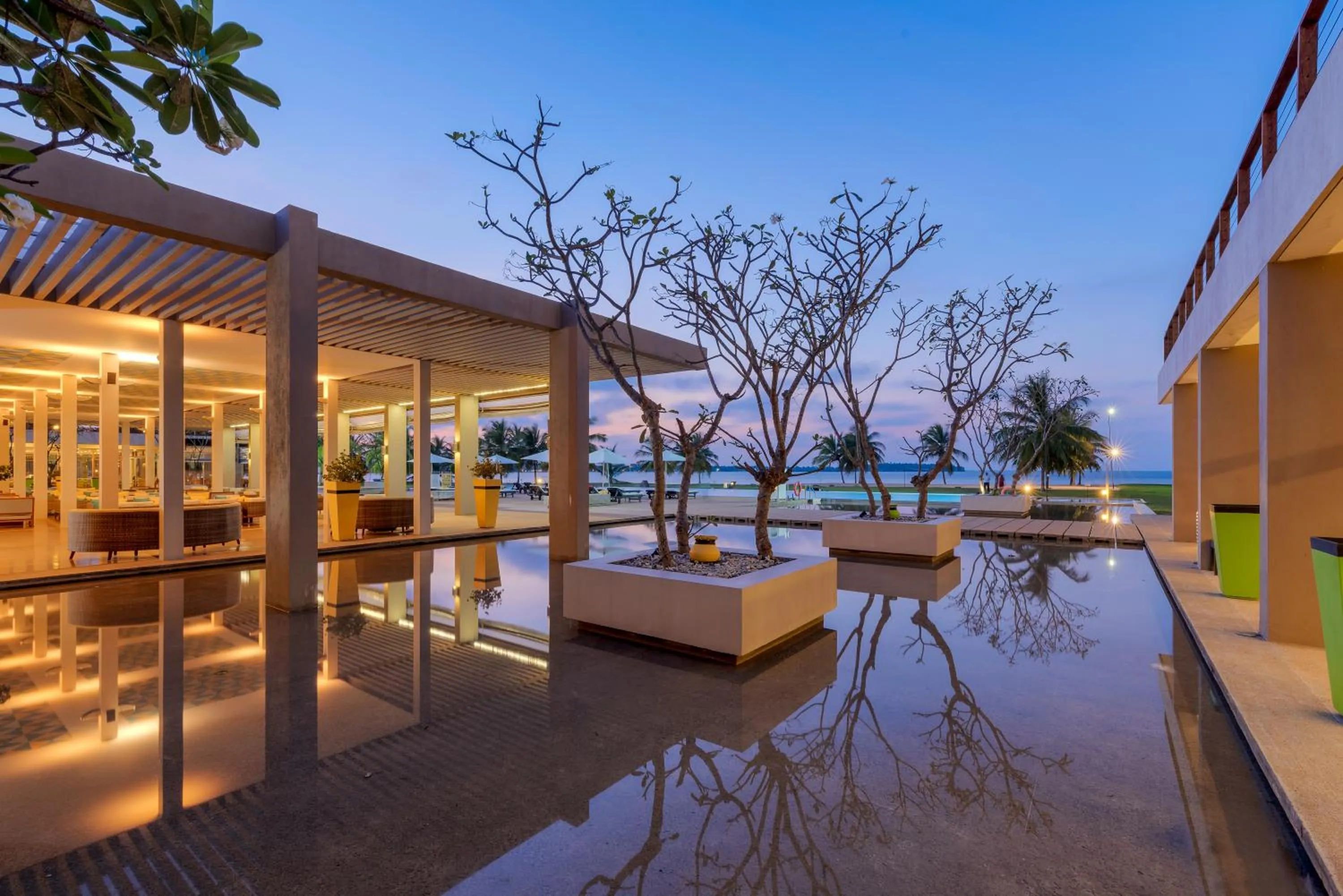 Restaurant/places to eat in Amaya Beach Passikudah