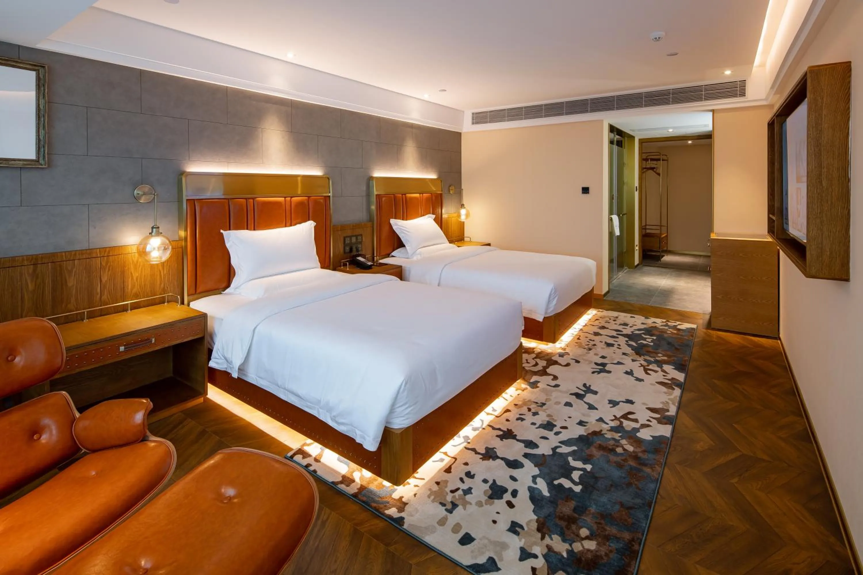 Pinzhi Twin Room  in ELITE International Hotel Taikoo Hui Plaza Gangding Metro Station Branch - Free Deliver Service to Guangzhou Baiyun International Airport & Free Shuttle Bus to Canton Fair Complex During Canton Fair Period