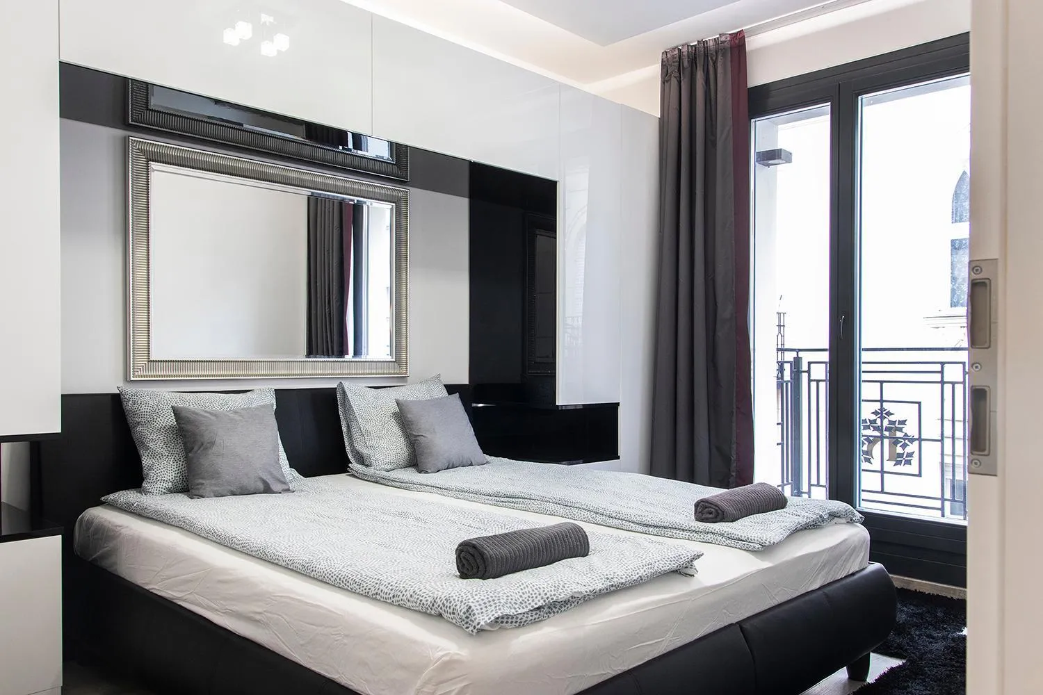 Bed in Chill 'N' Joy Boutique suites