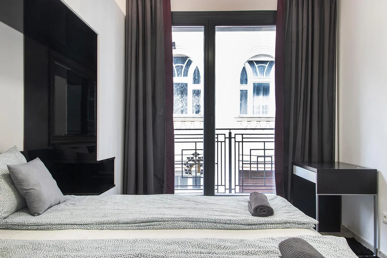 Bed in Chill 'N' Joy Boutique suites