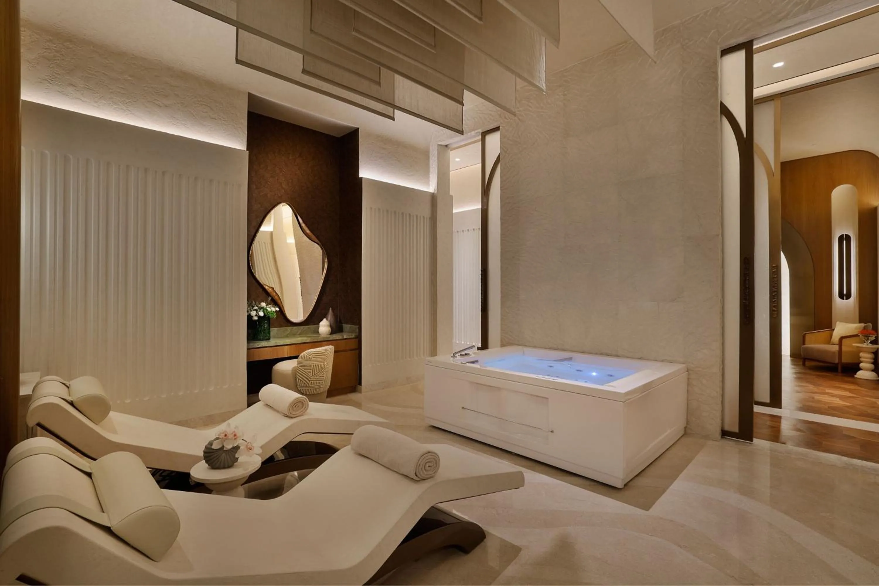 Spa and wellness centre/facilities, Bed in The St. Regis Riyadh