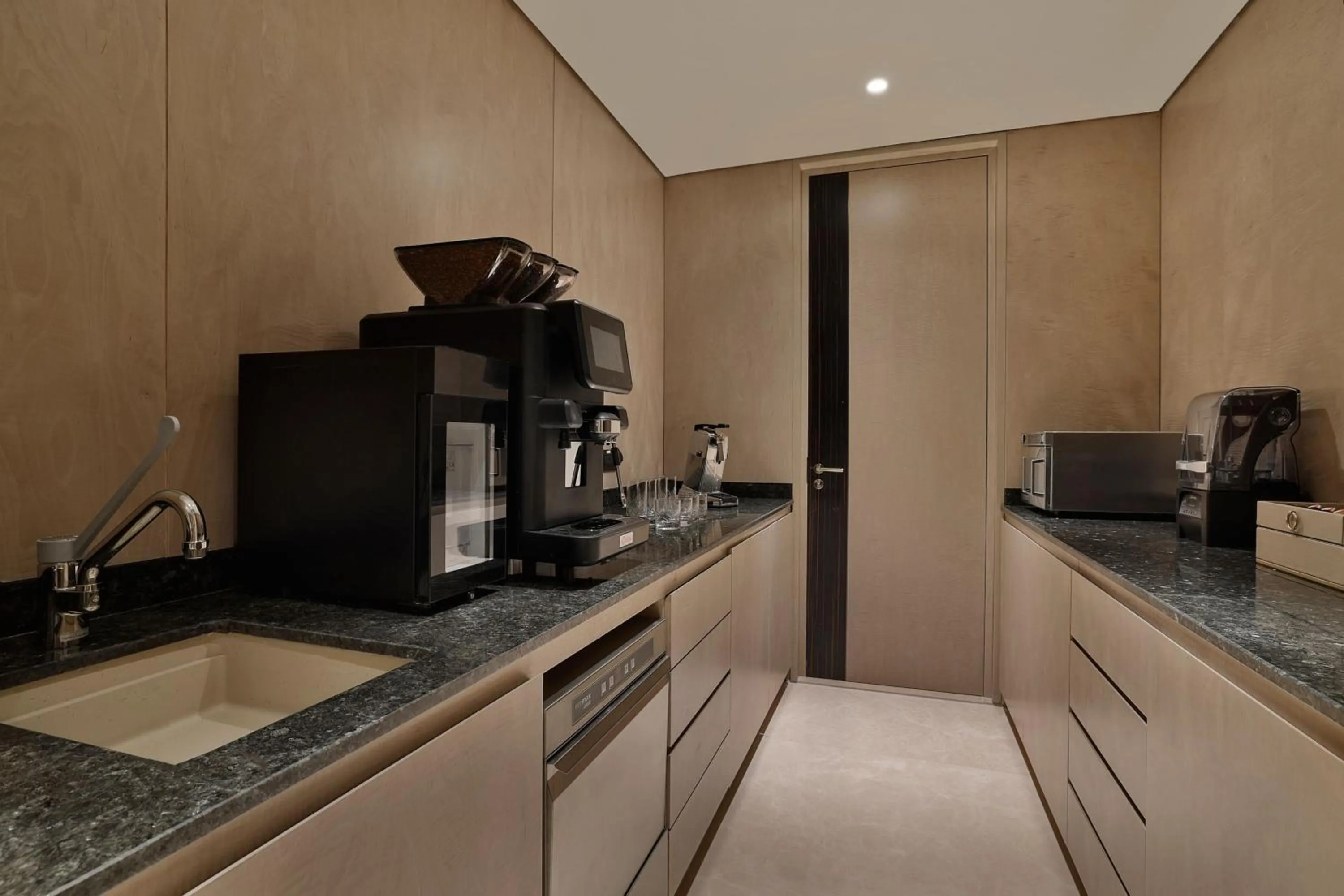 Kitchen or kitchenette in The St. Regis Riyadh