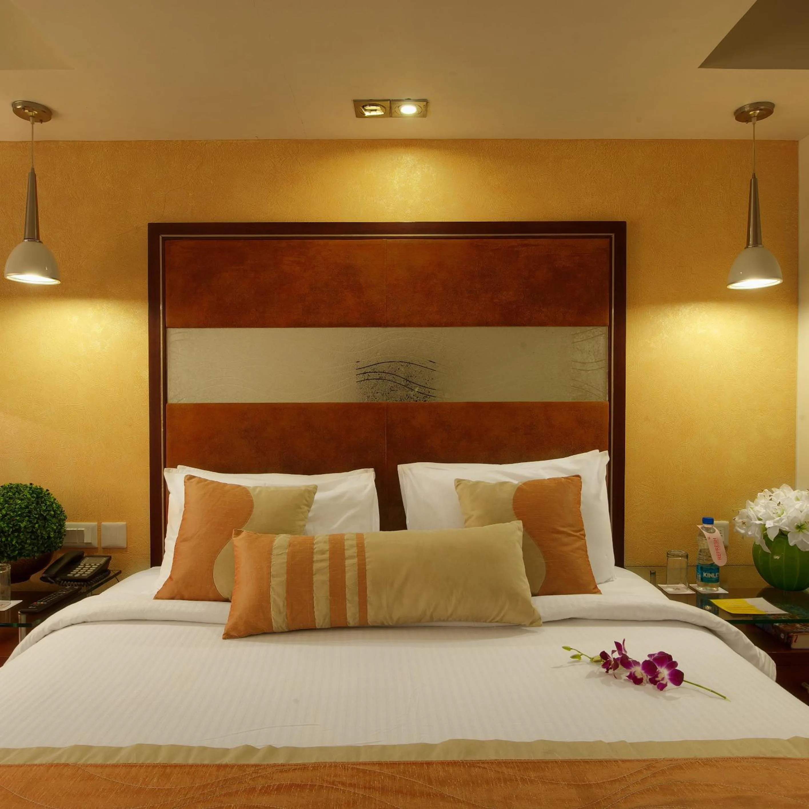 Bedroom, Bed in Royal Orchid Fort Resort Mussoorie