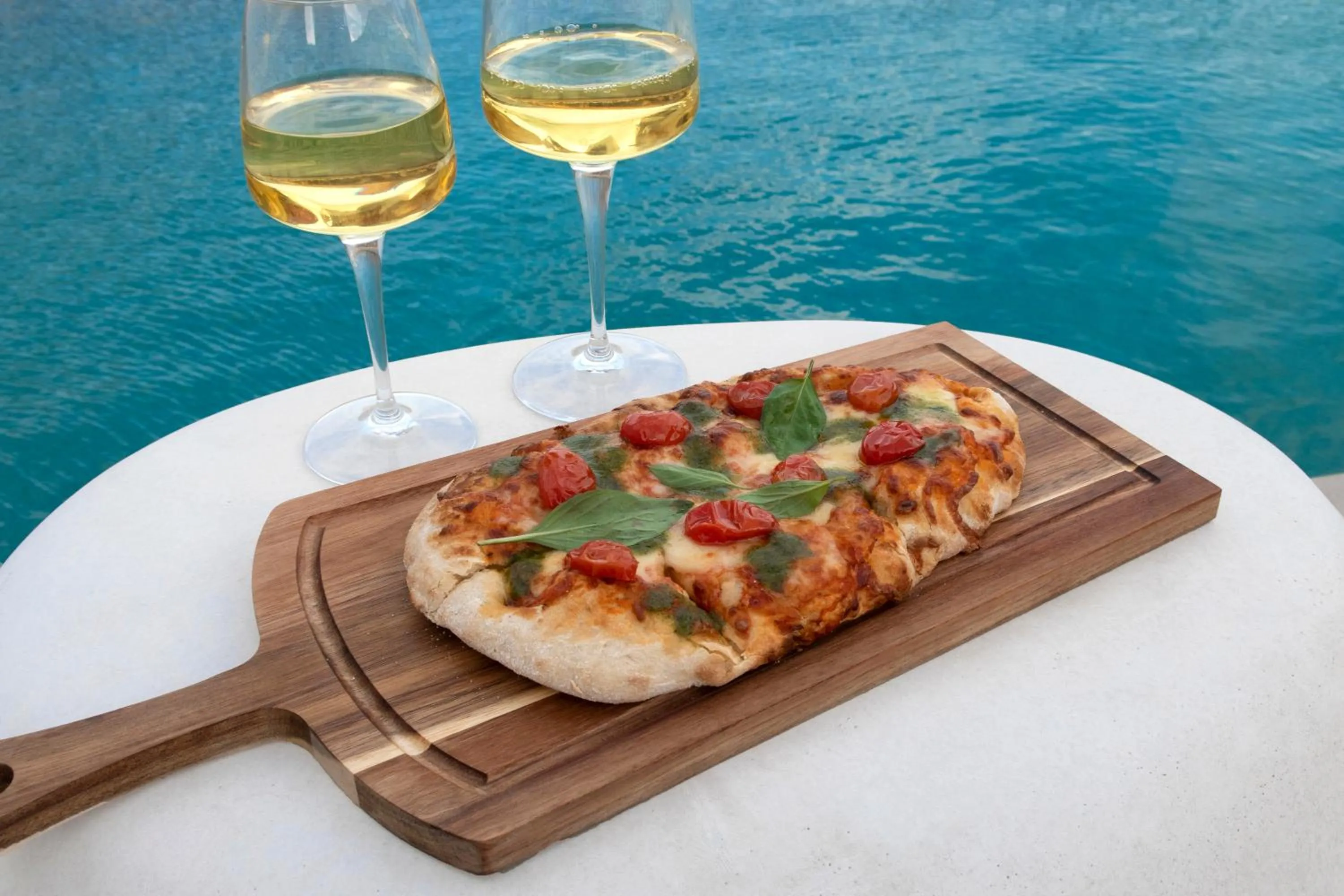 Restaurant/places to eat in Elesia Boutique Hotel