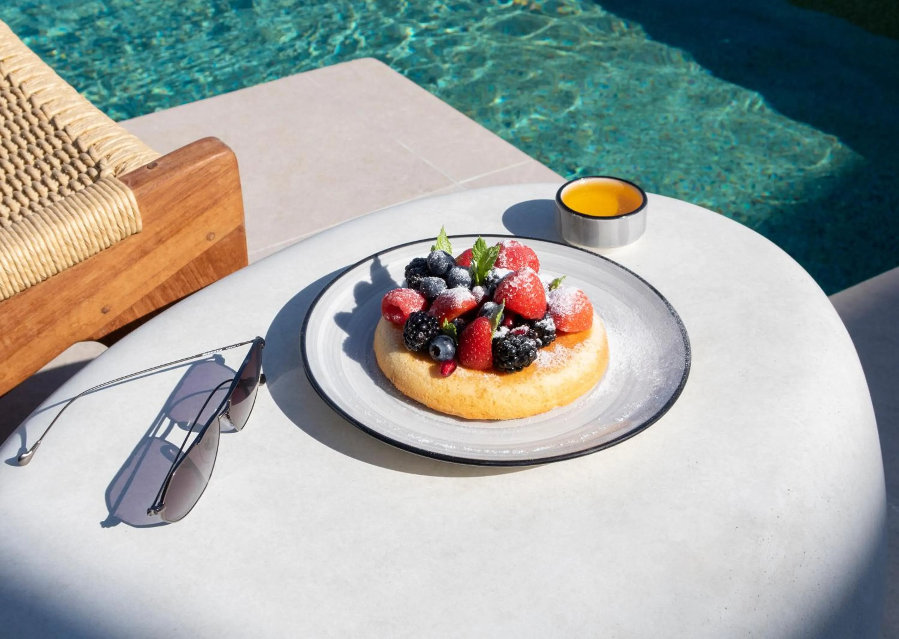 Restaurant/places to eat in Elesia Boutique Hotel