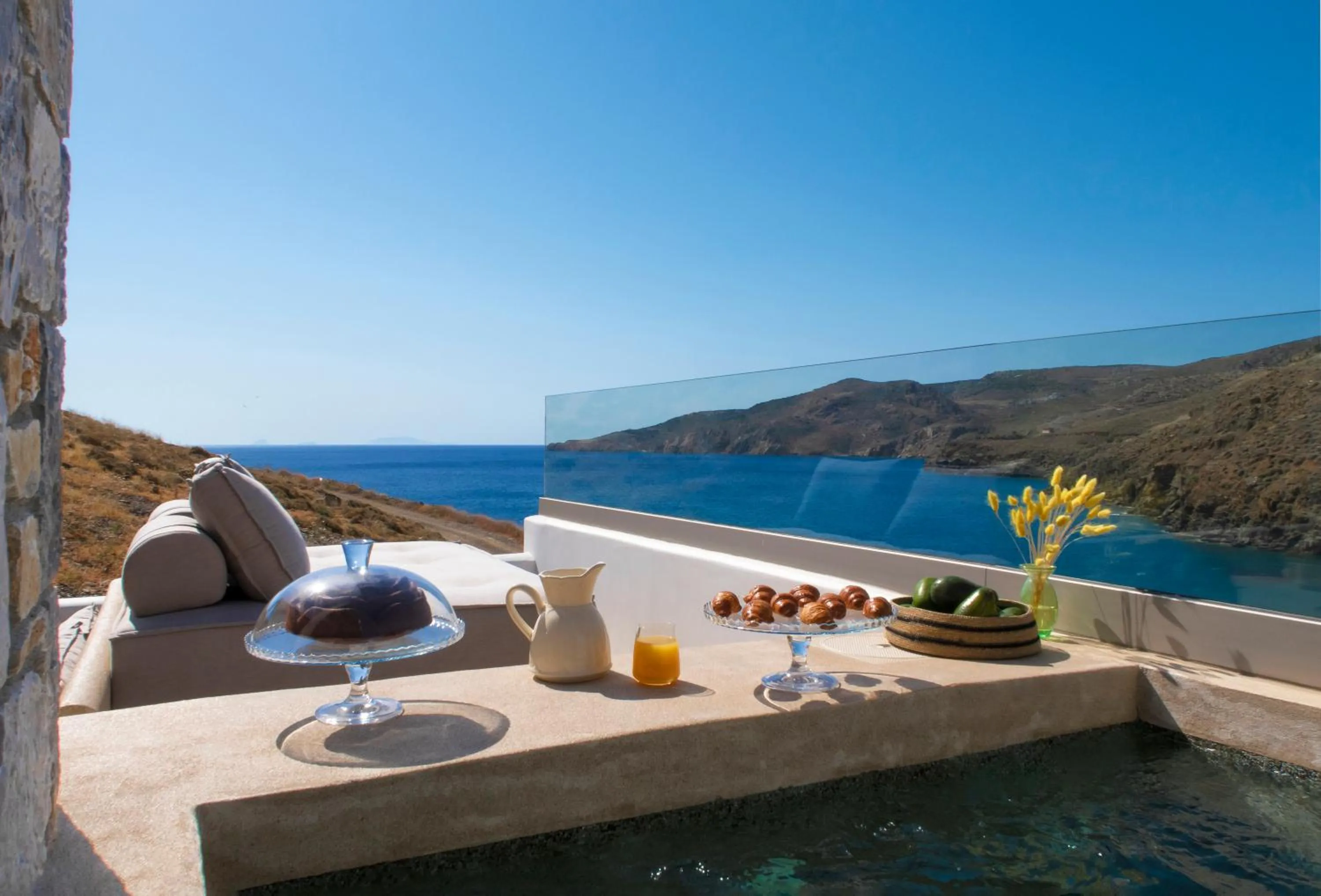 Restaurant/places to eat in Elesia Boutique Hotel