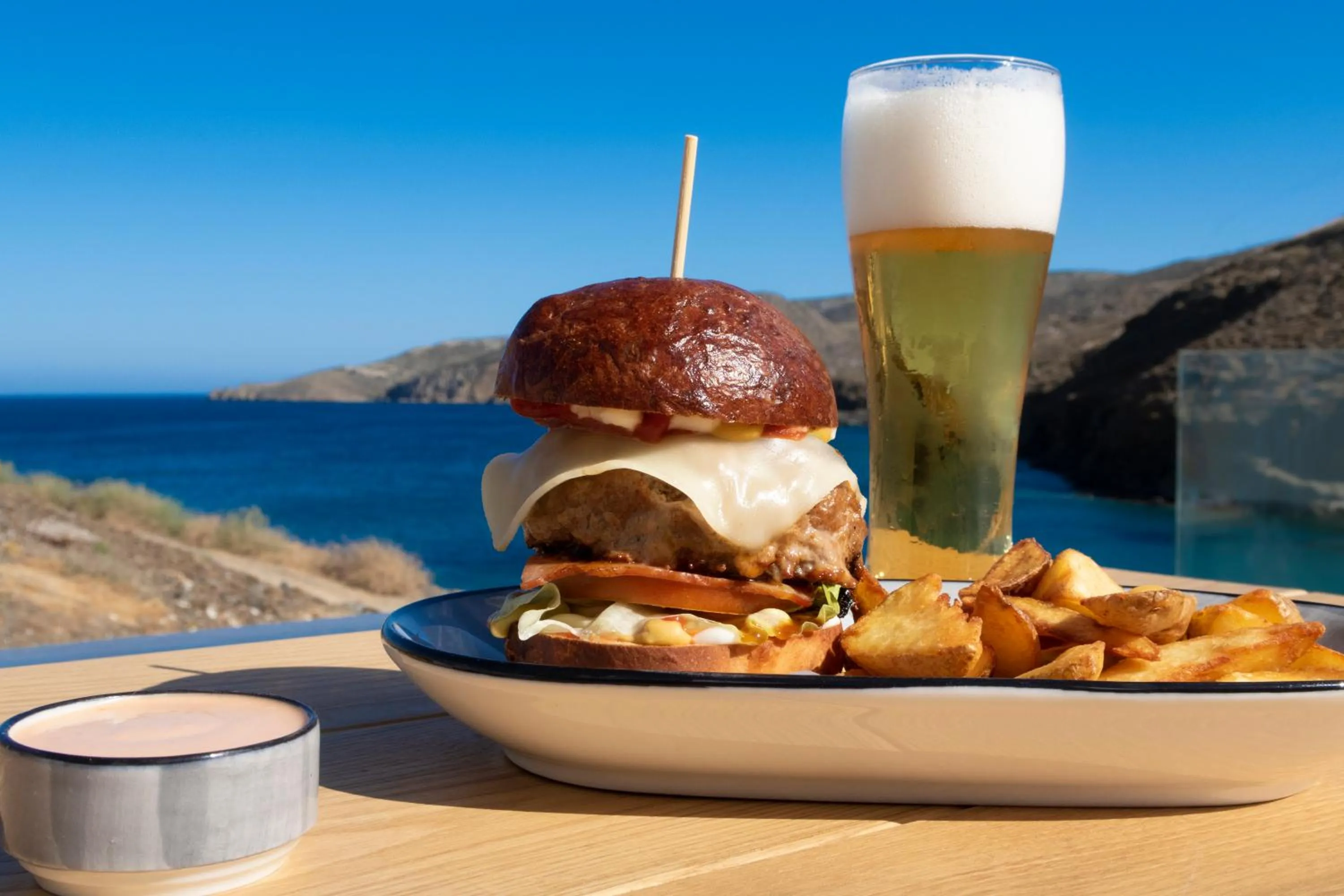 Restaurant/places to eat in Elesia Boutique Hotel