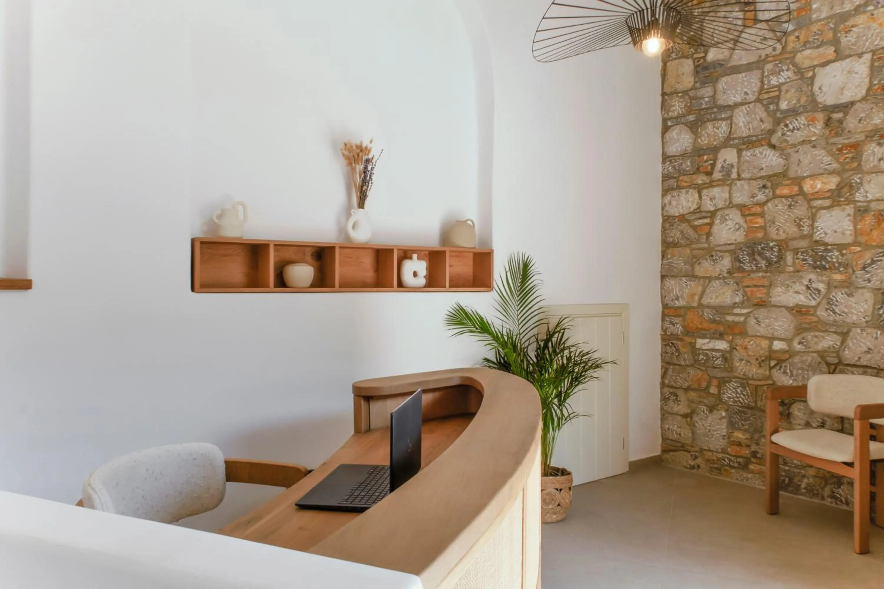 Elesia Boutique Hotel