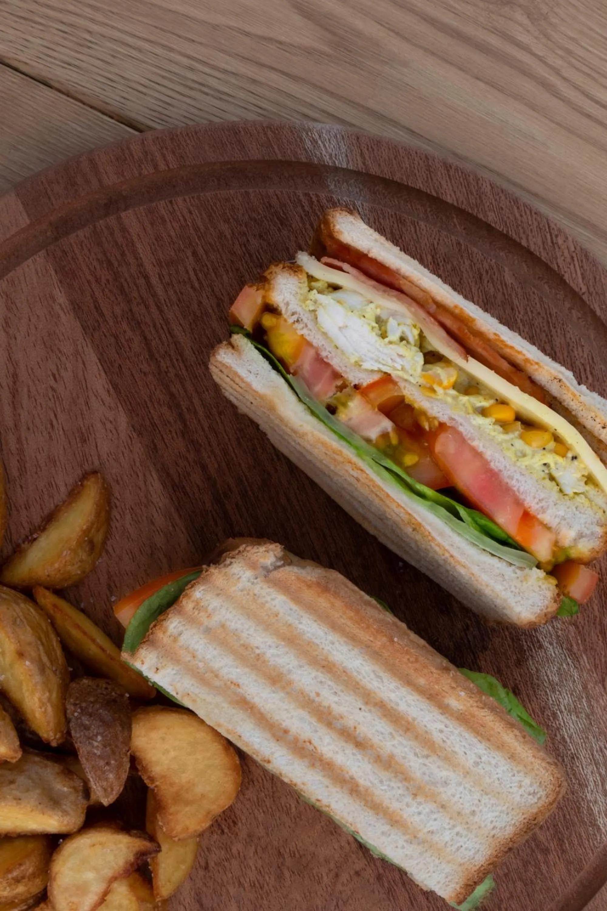 Restaurant/places to eat in Elesia Boutique Hotel